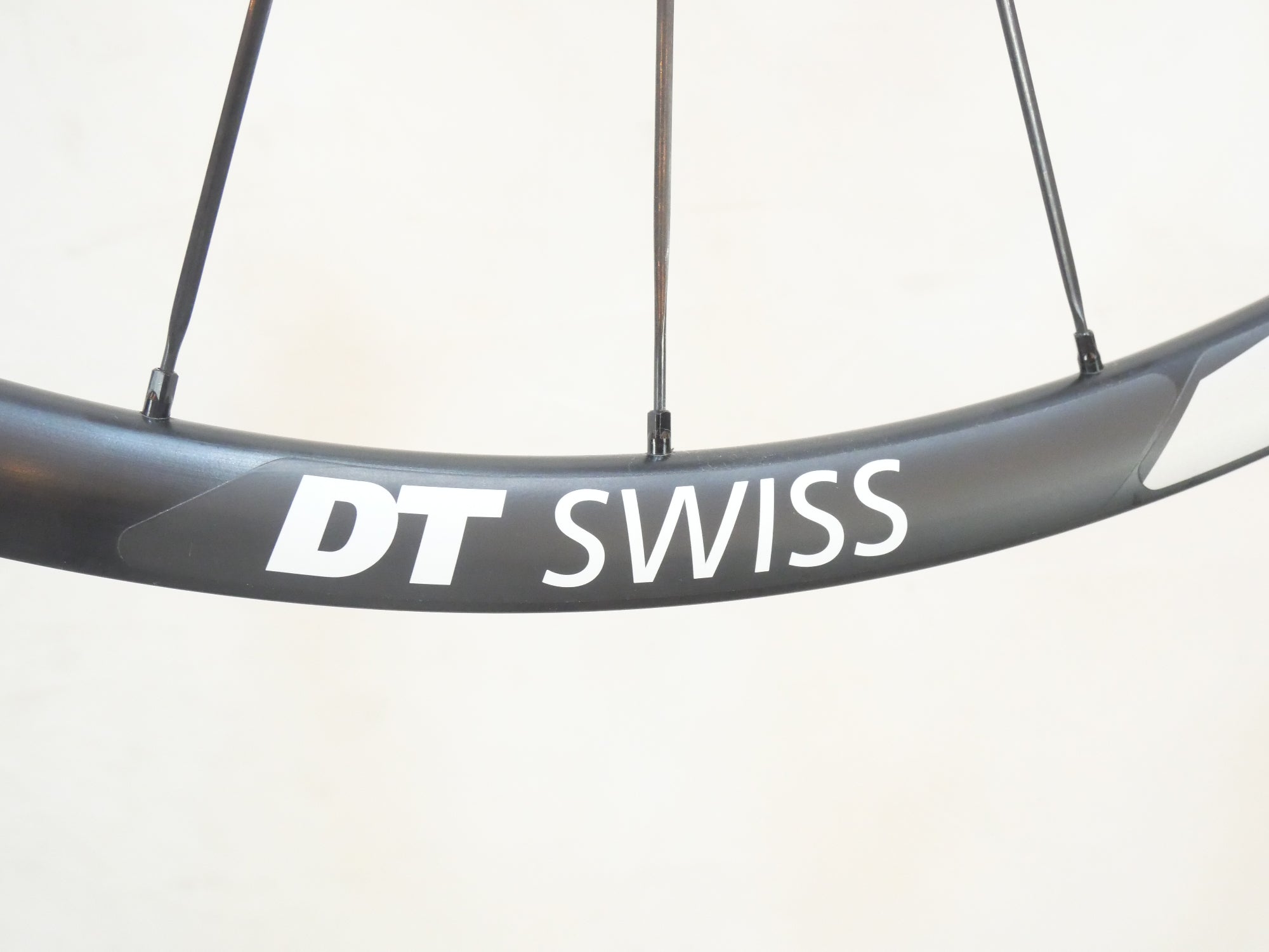 DT SWISS 「ディーティースイス」 R24 SPLINE DB シマノ11速 622×18C ホイールセット / バイチャリ浦和ベース