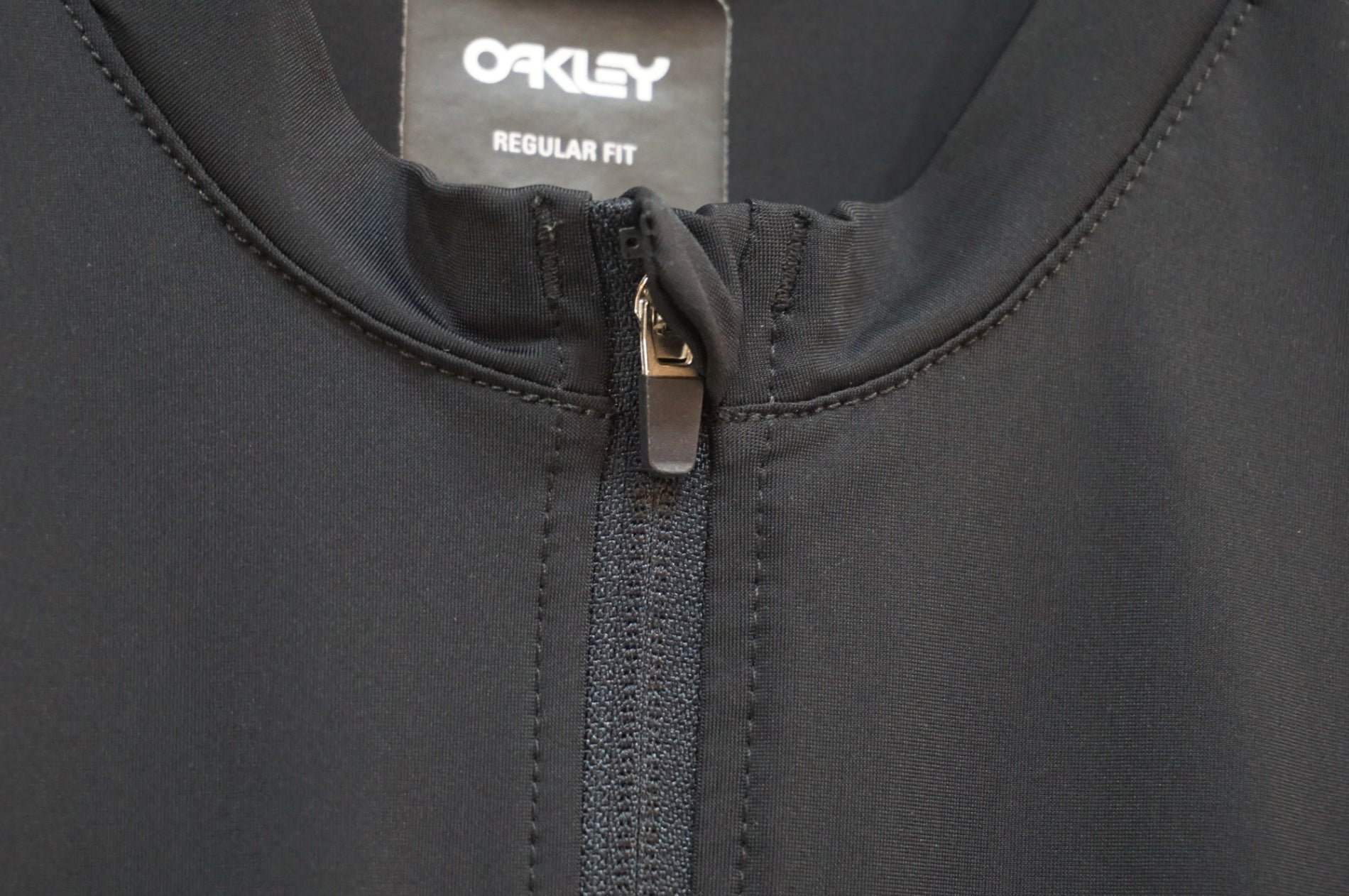 OAKLEY 「オークリー」 Mサイズ サイクルジャケット / 浦和ベース