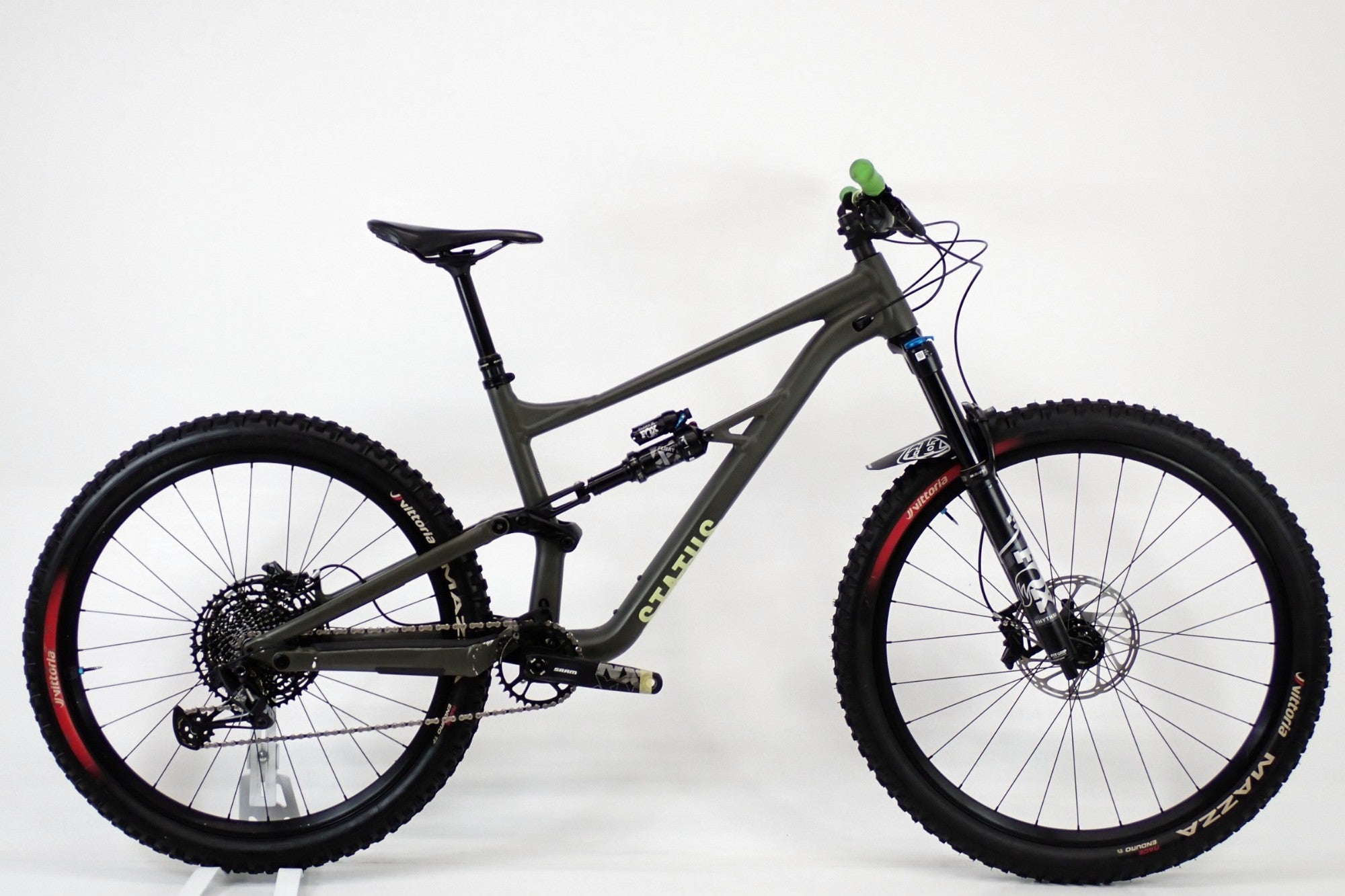 SPECIALIZED 「スペシャライズド」 STATUS 140 2022年モデル 