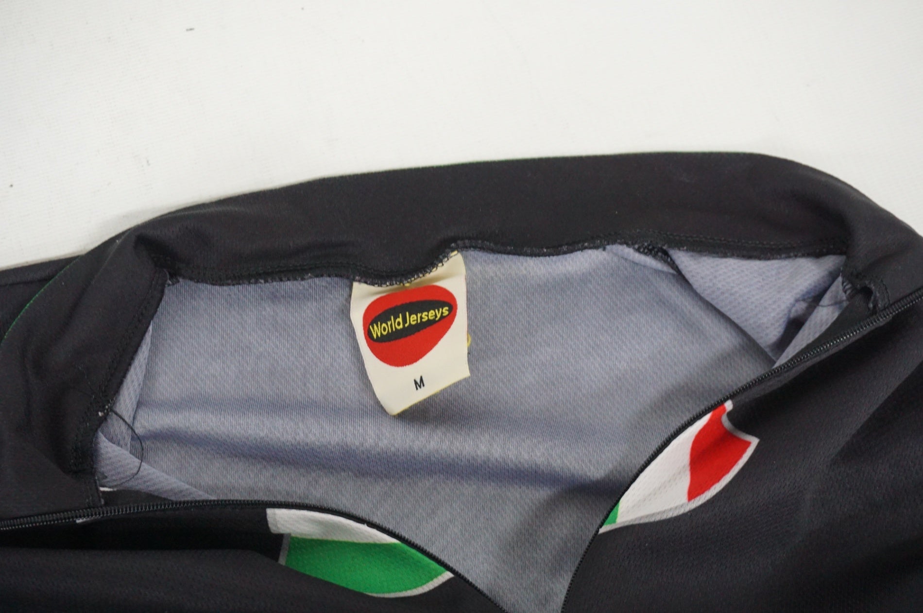 WORLD JERSEYS 「ワールドジャージ」 Mサイズ ジャージ / 阪急塚口店