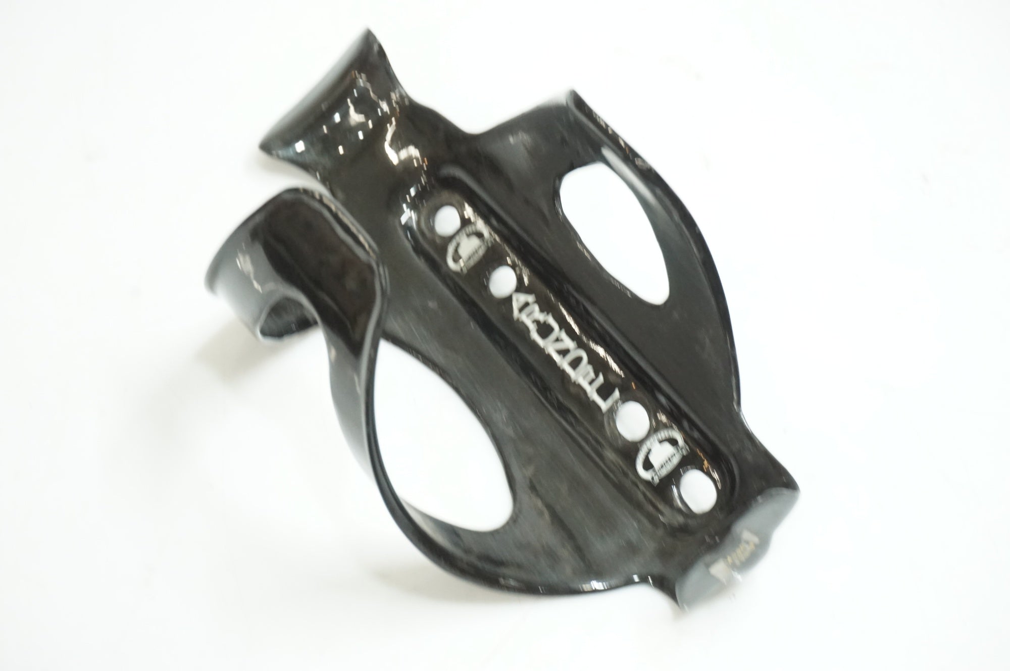 ARUNDEL 「アランデル」 カーボン ボトルケージ / 大宮店