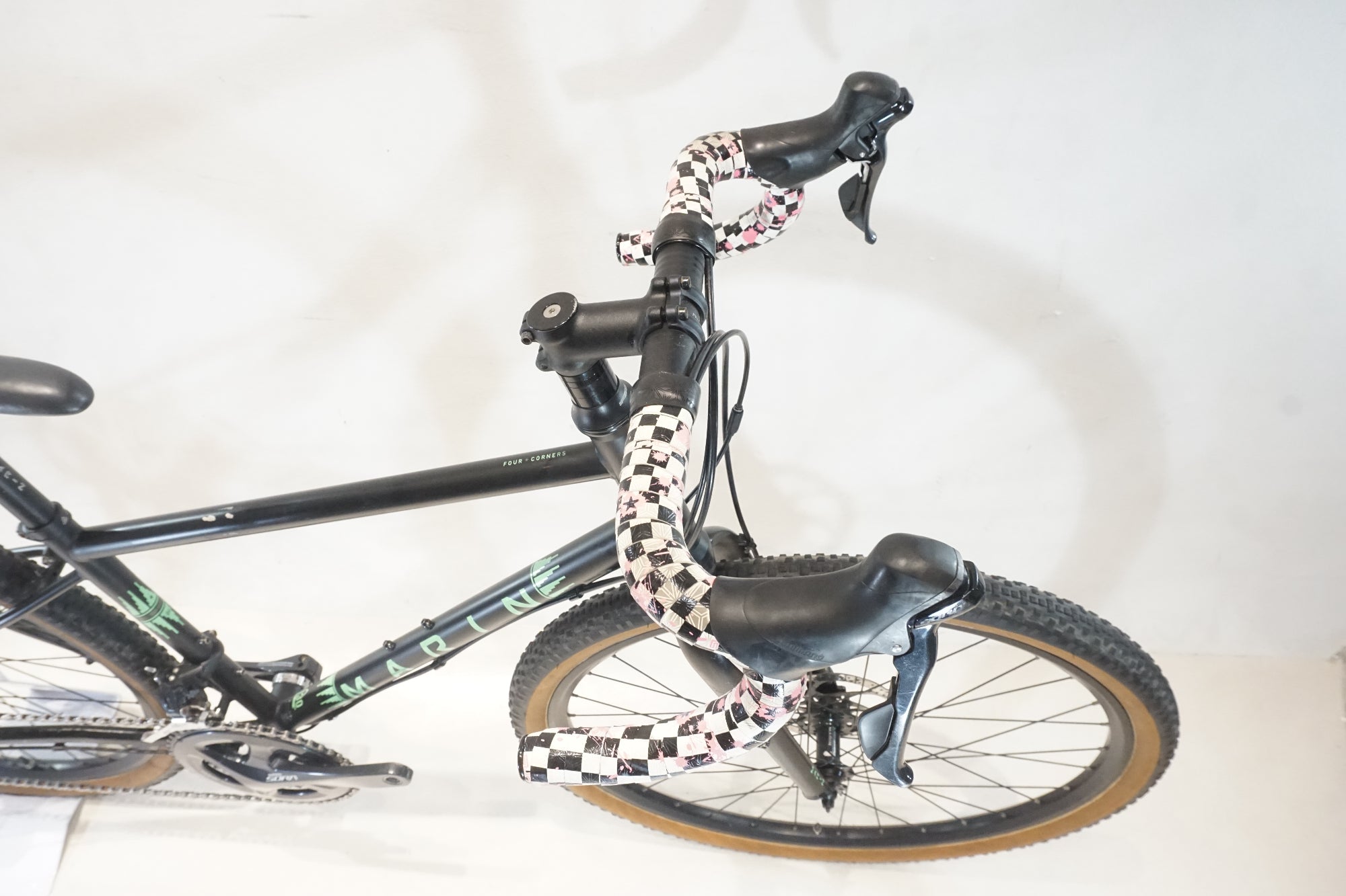 MARIN 「マリン」 FOUR CORNERS 2023年モデル グラベル ロードバイク / 横浜戸塚店