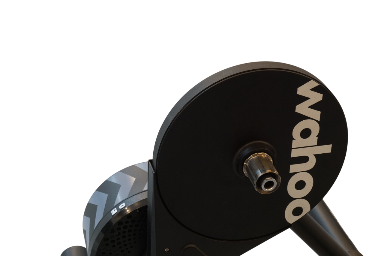 WAHOO 「ワフー」 KICKR CORE スマートトレーナー / バイチャリ浦和ベース