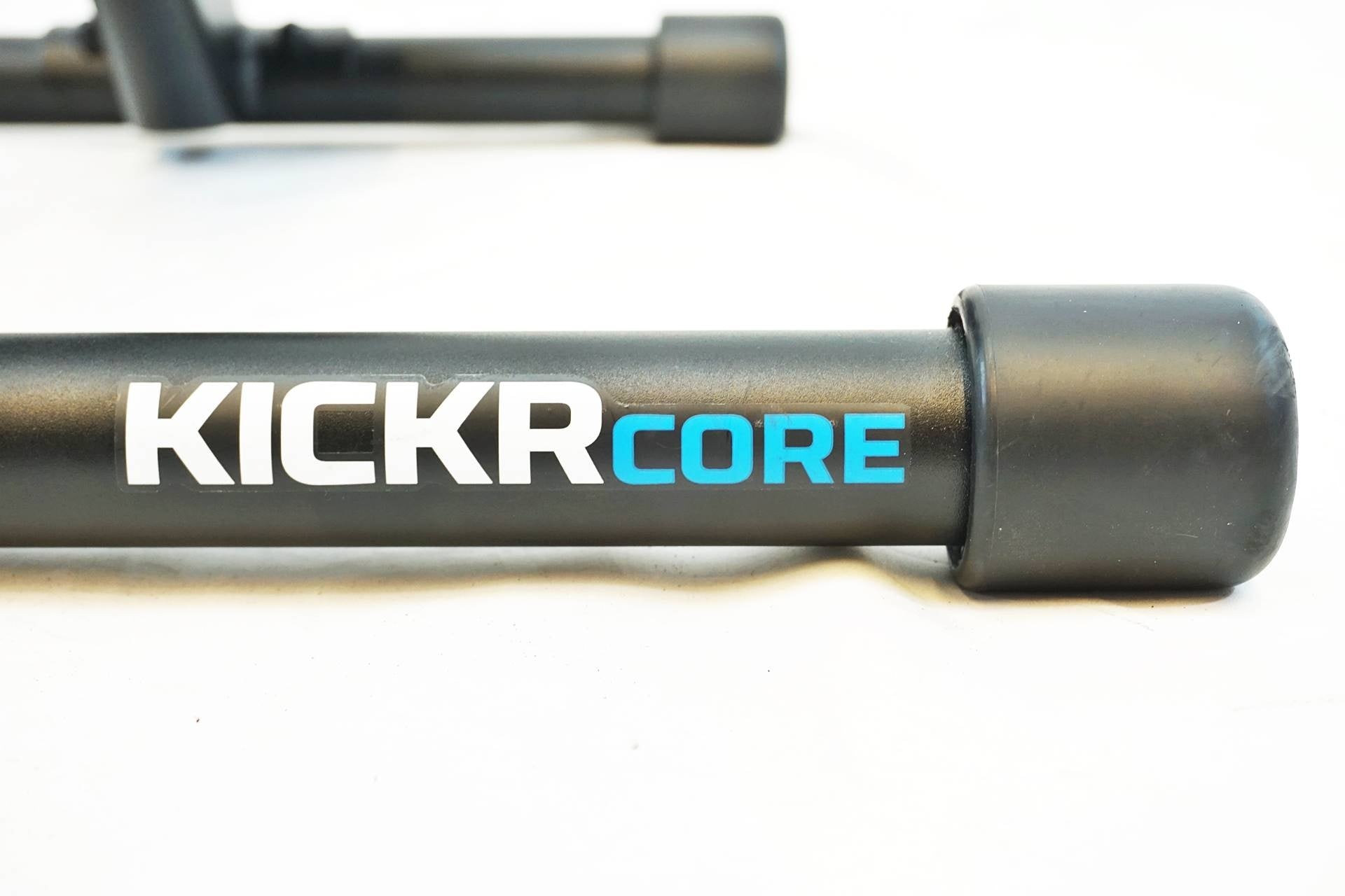 WAHOO 「ワフー」 KICKR CORE WF123 サイクルトレーナー / 有明ガーデン店