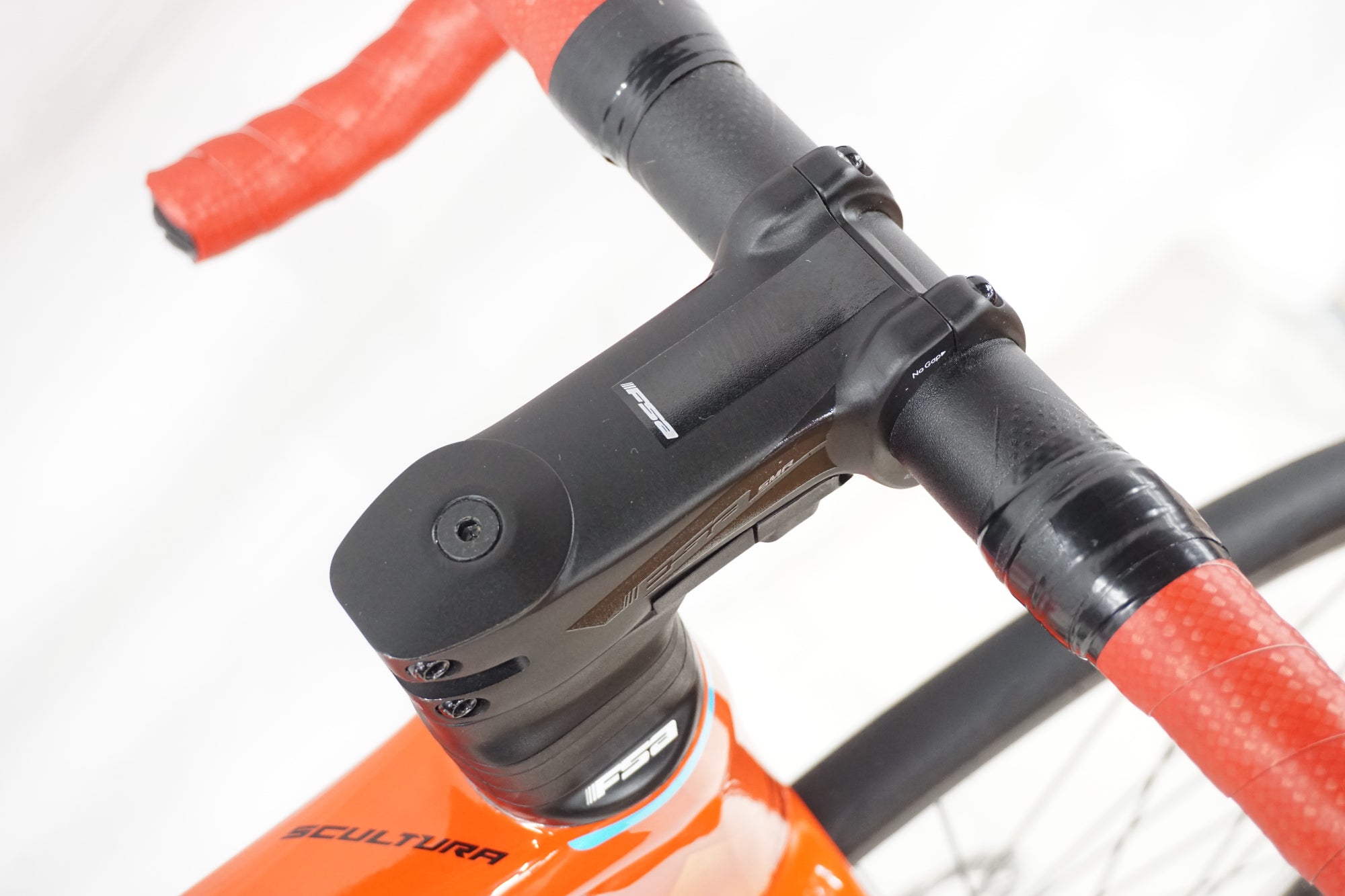 MERIDA 「メリダ」 SCULTURA4000 DISC 2022年モデル ロードバイク / 奈良店