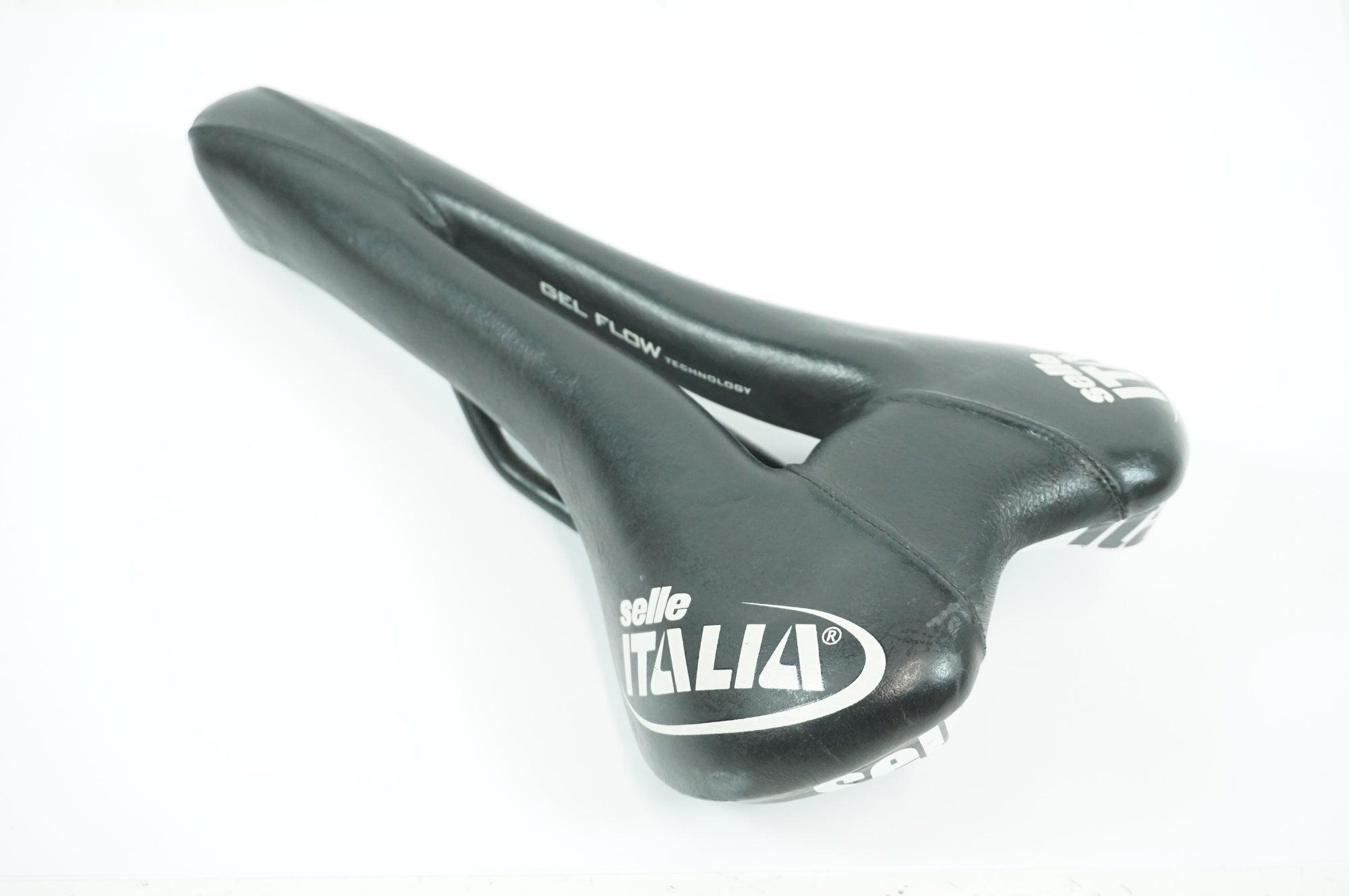 SELLE ITALIA 「セライタリア」 TURBOMATIC GEL FLOW サドル / 宇都宮店