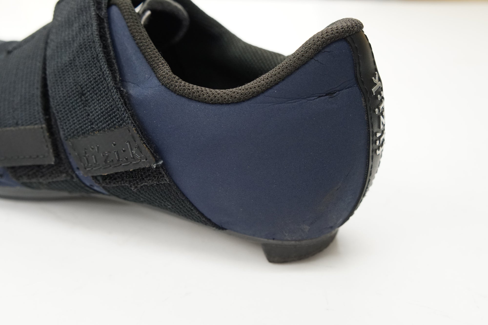 FIZIK 「フィジーク」 TEMPO R5 23.0cm シューズ / バイチャリ浦和ベース