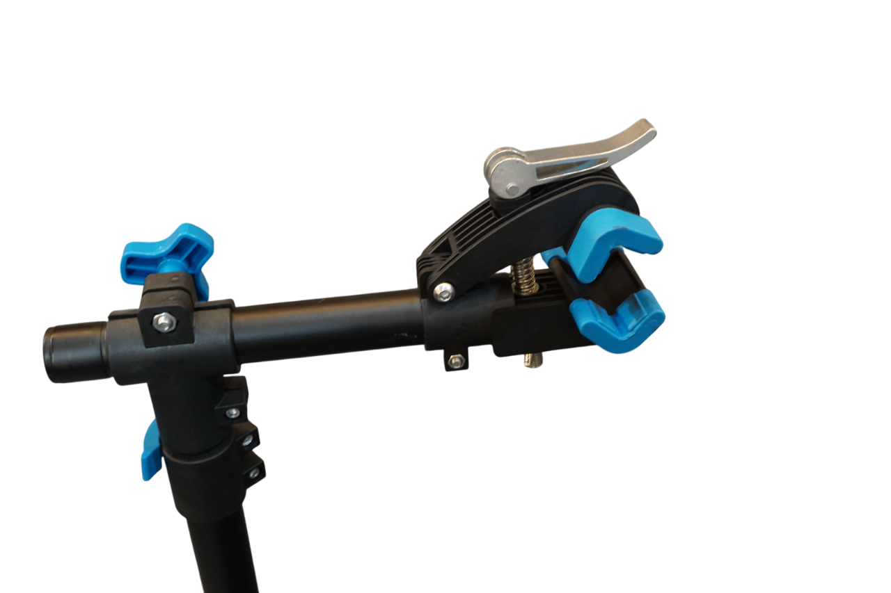 X-TOOLS 「エックスツールズ」 メンテナンススタンド / バイチャリ浦和ベース