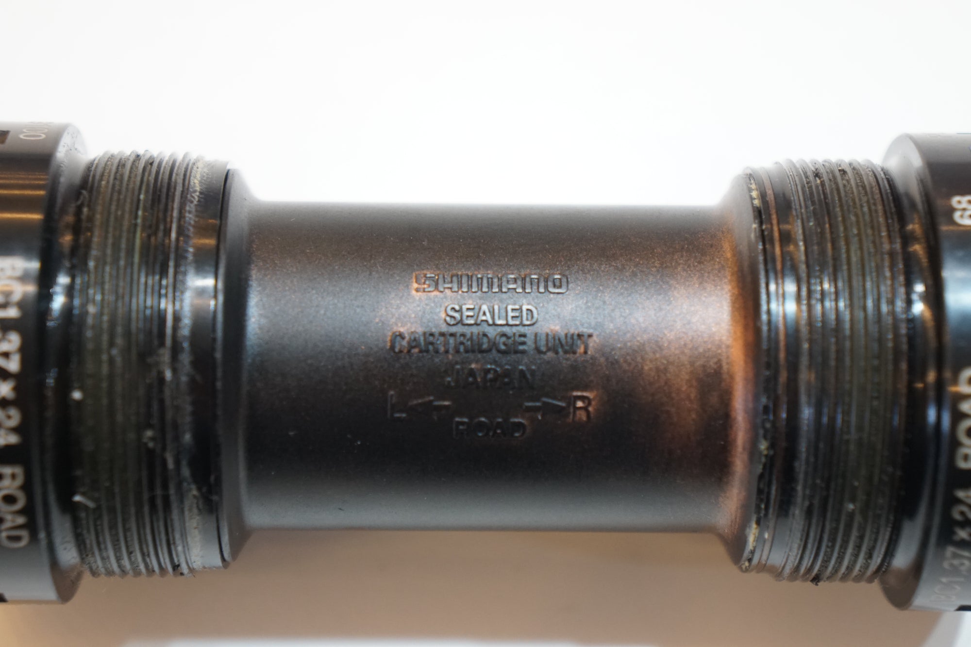 SHIMANO 「シマノ」 BB-R9100 ボトムブラケット / バイチャリ浦和ベース