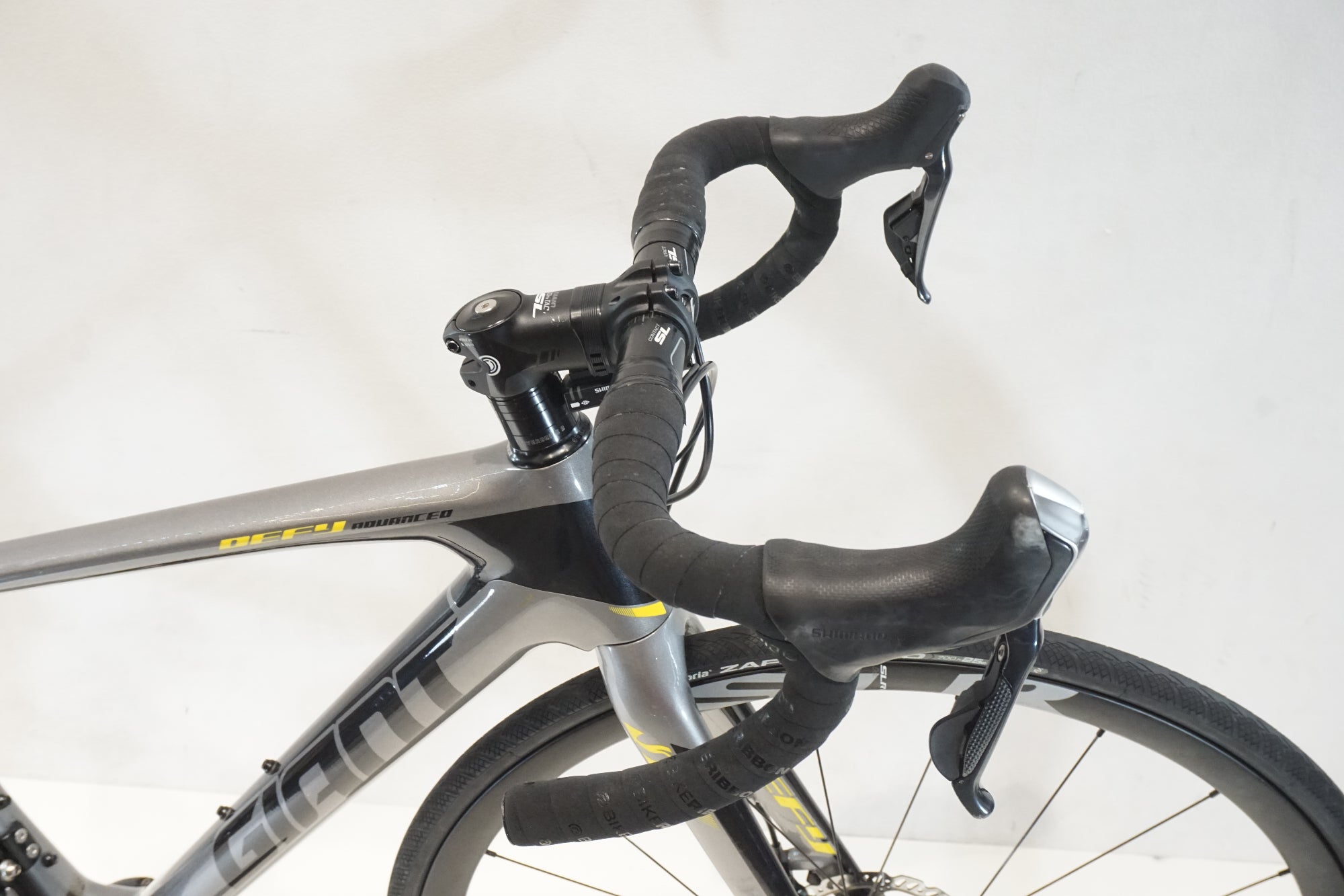 GIANT 「ジャイアント」 DEFY ADVANCED PRO 1 2016年モデル ロードバイク / 横浜戸塚店