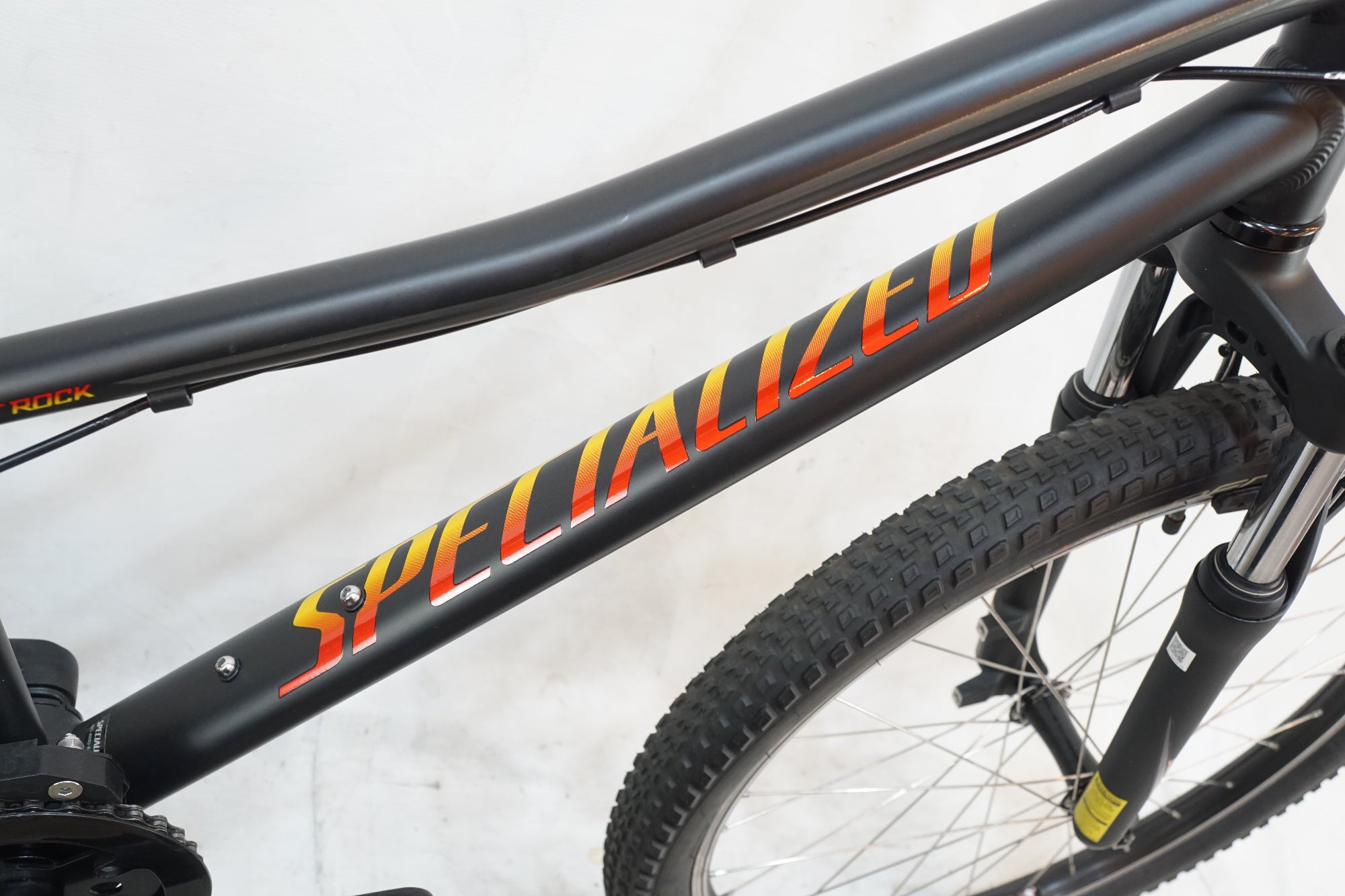 SPECIALIZED 「スペシャライズド」 HOTROCK24 2019年モデル 24インチ キッズバイク / バイチャリ浦和ベース