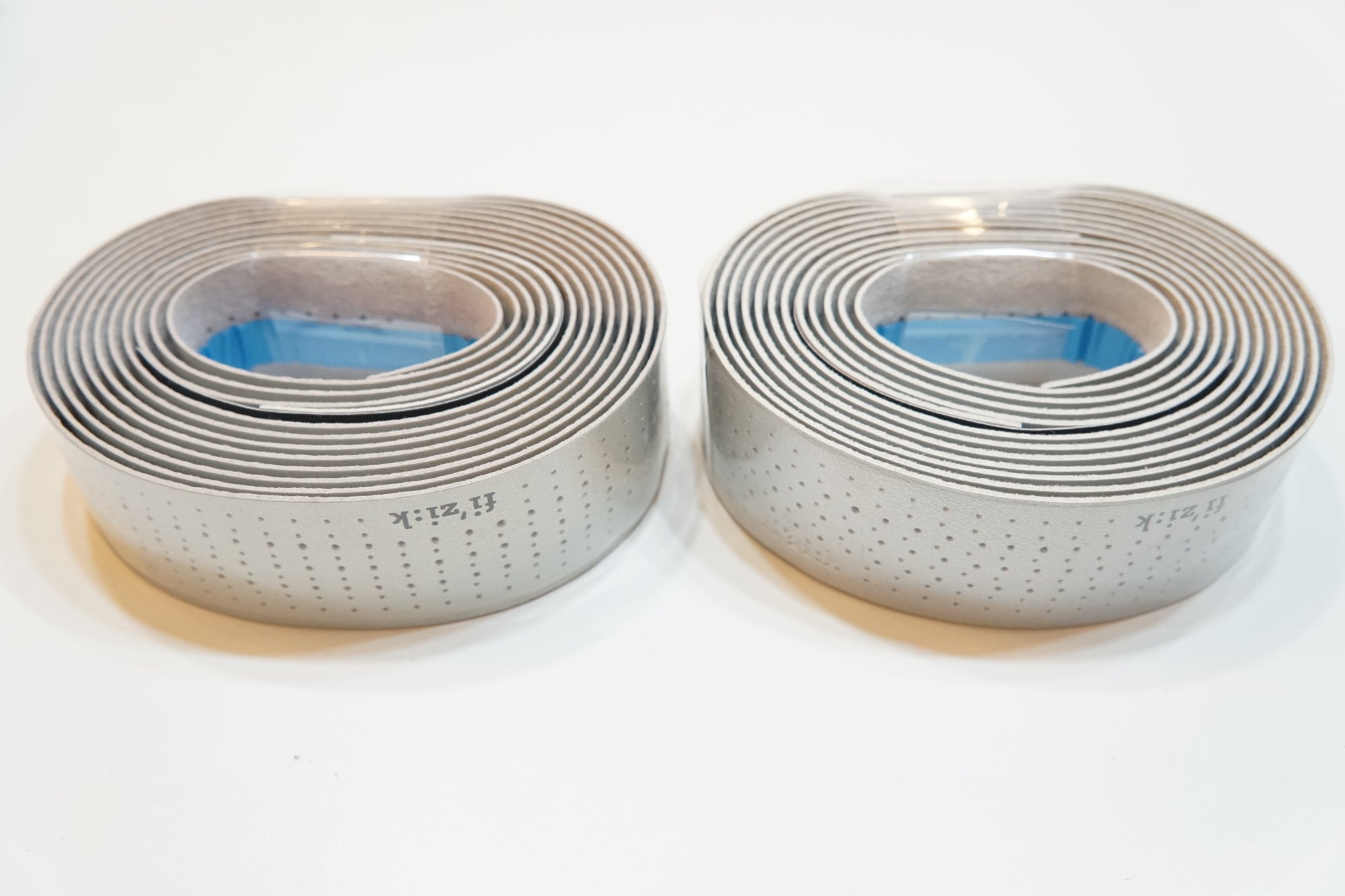 FIZIK 「フィジーク」 TEMPO MICROTEX CLASSIC バーテープ / バイチャリ浦和ベース