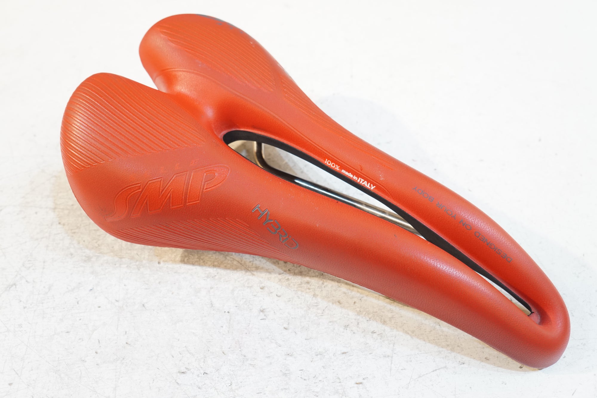 SELLE SMP 「セラ エスエムピー」 HYBRID サドル / バイチャリ浦和