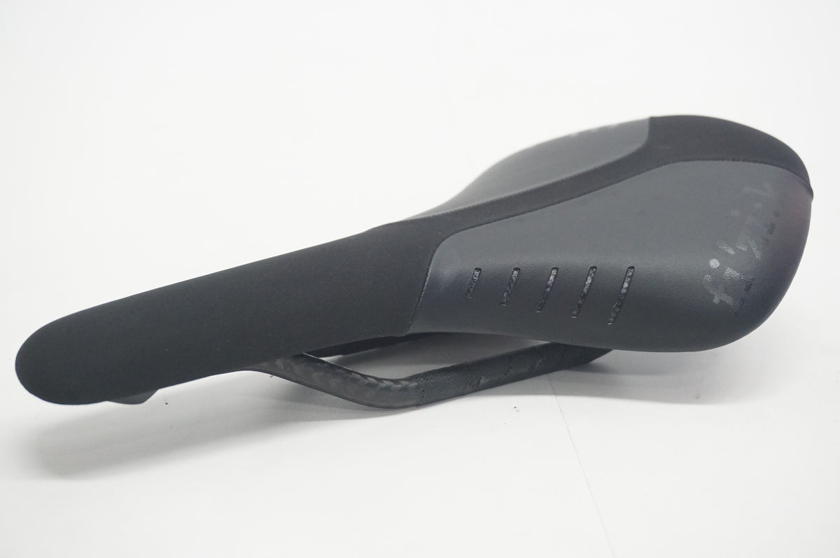FIZIK 「フィジーク」 ANTARES R1 カーボンレール サドル / 福岡店