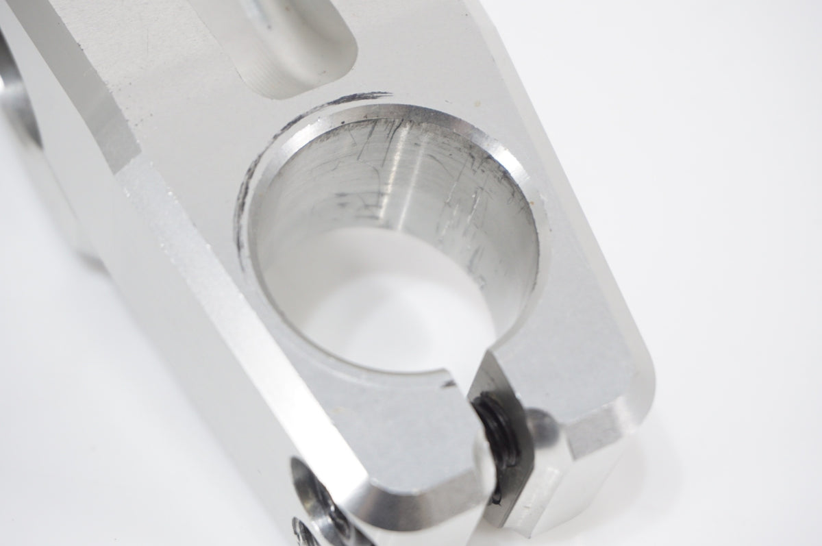 JYKK JAPAN 「ジックジャパン」 HERO STEM φ22.2 50mm ステム / AKIBA店