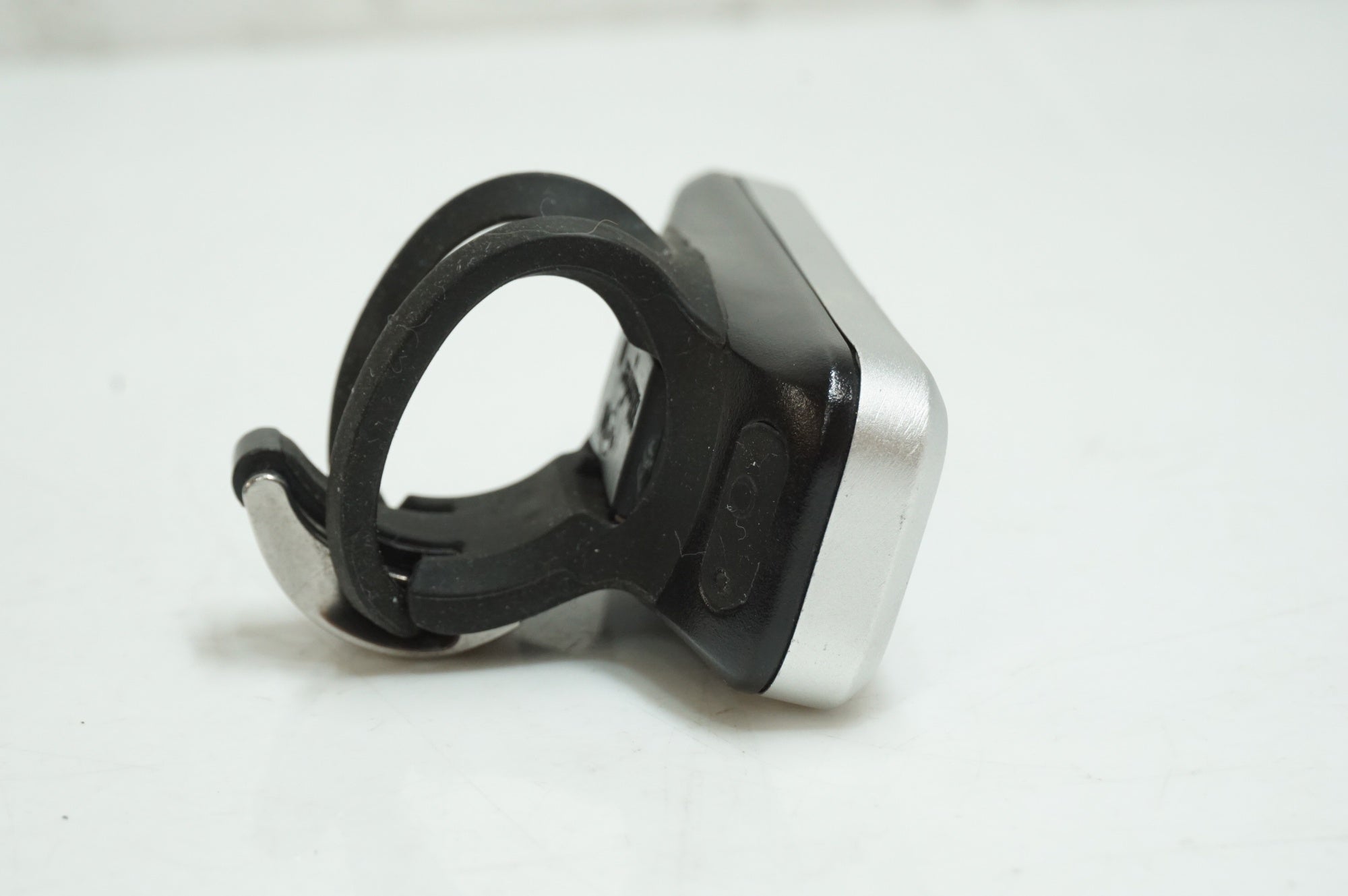 KNOG 「ノグ」 BLINDER LIGHTS 4V リアライト / 大宮店