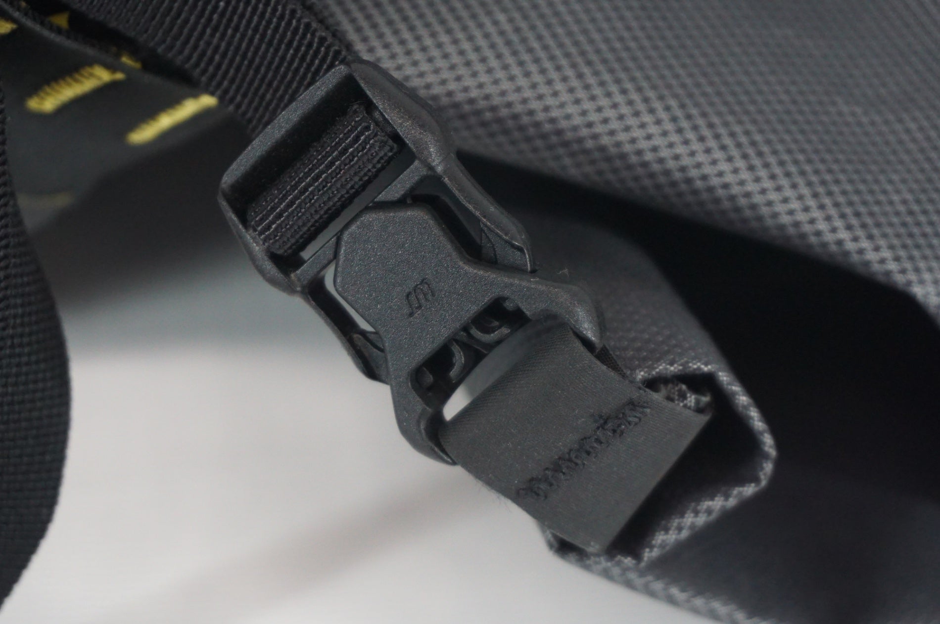 APIDURA 「アピデュラ」 EXPEDITION SADDLE PACK サドルバッグ / 阪急塚口店