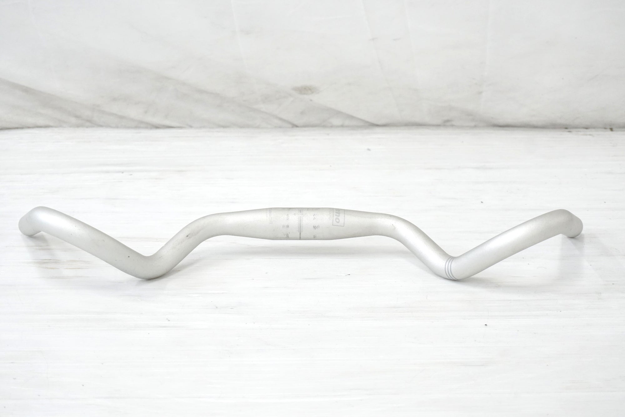 VENO 「ヴェノ」 Φ31.8 550mm ハンドル / 奈良店