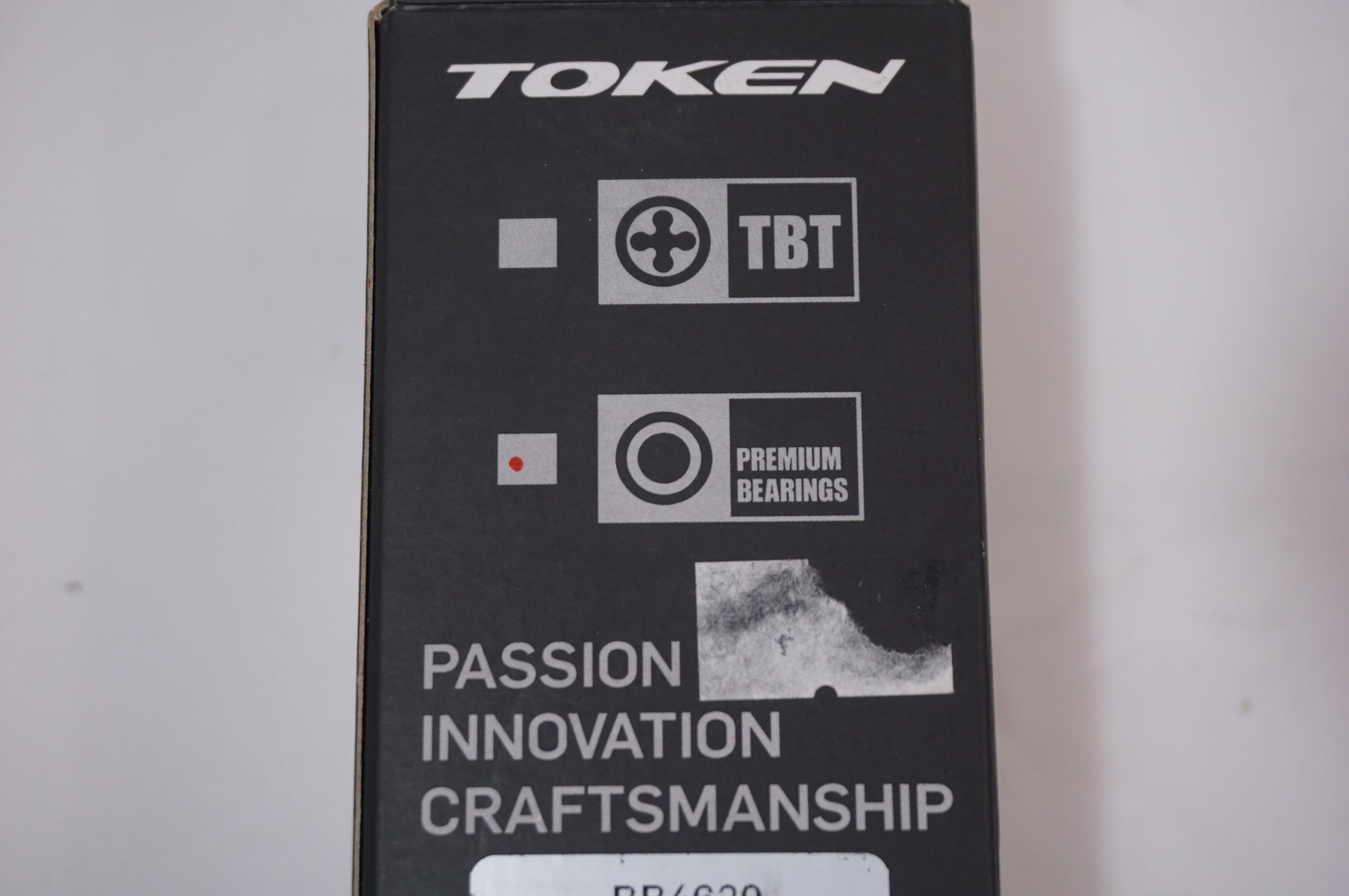 TOKEN 「トーケン」 BB4629 ボトムブラケット / 世田谷店