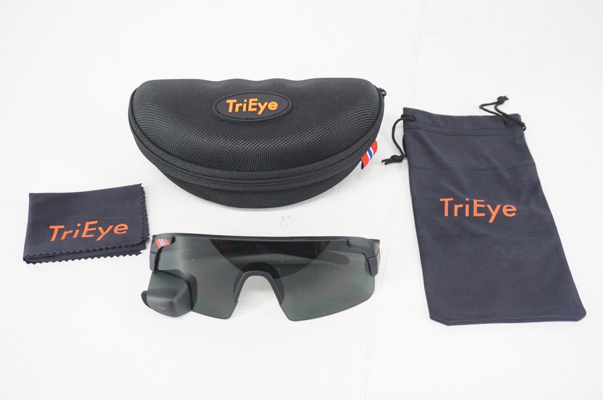 TRIEYE 「トライアイ」 スタンダード スモークレンズ リアミラー搭載 アイウェア / 阪急塚口店