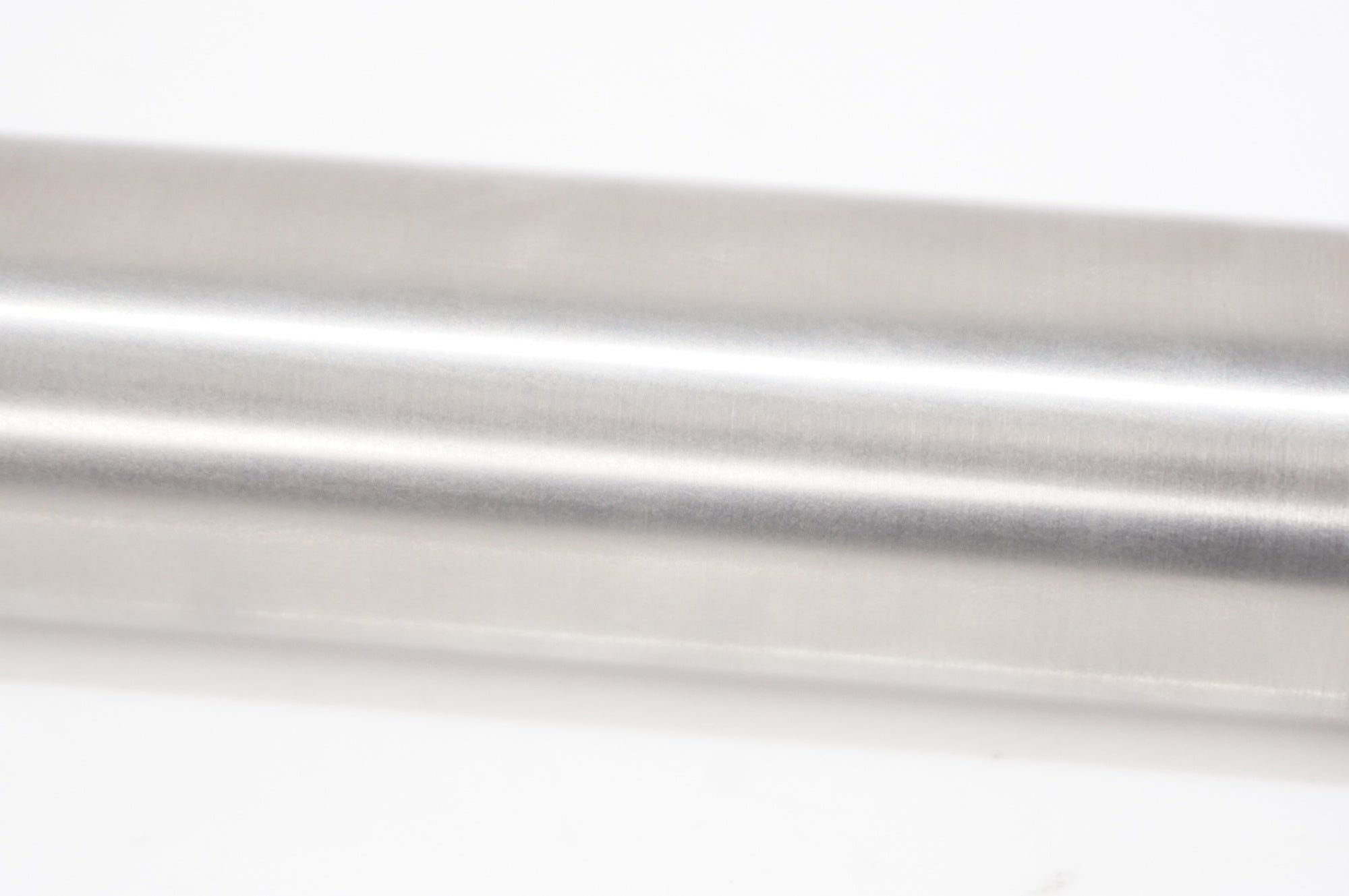 MOOTS 「ムーツ」 チタン φ30.9 約380mm シートポスト / AKIBA店