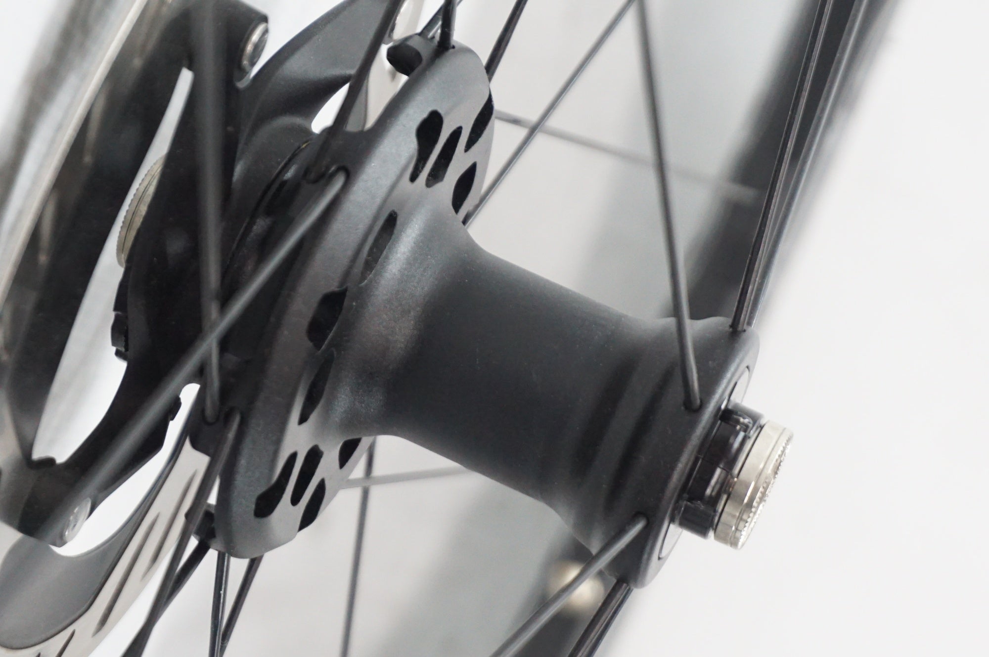 CAMPAGNOLO 「カンパニョーロ」 ZONDA DB DISC シマノ11速 ホイールセット / 阪急塚口店