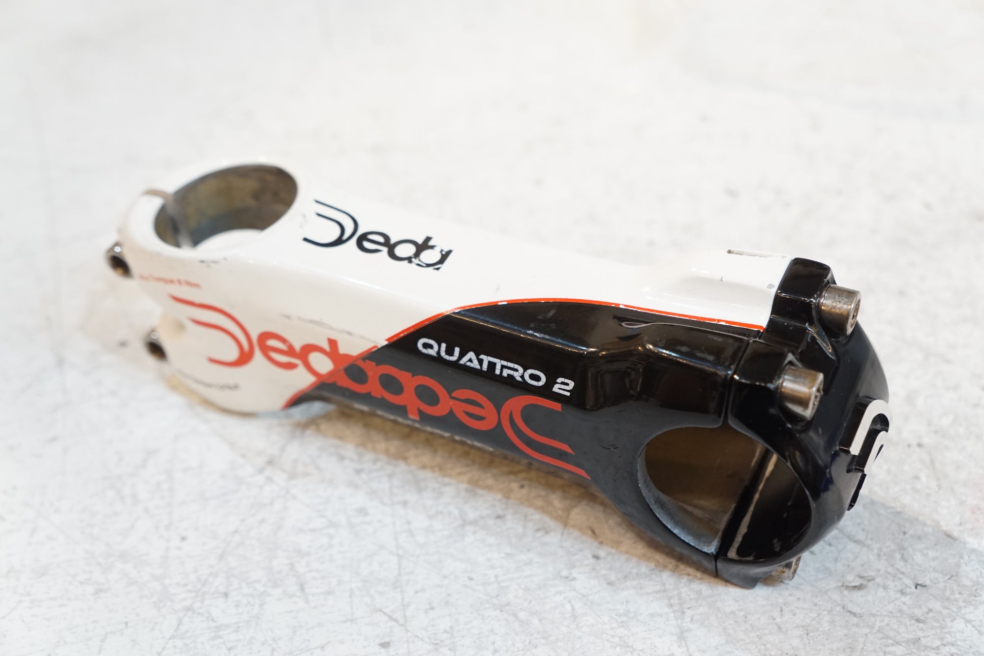 DEDA 「デダ」 QUATTRO 2 φ31.7 110mm ステム / バイチャリ浦和ベース