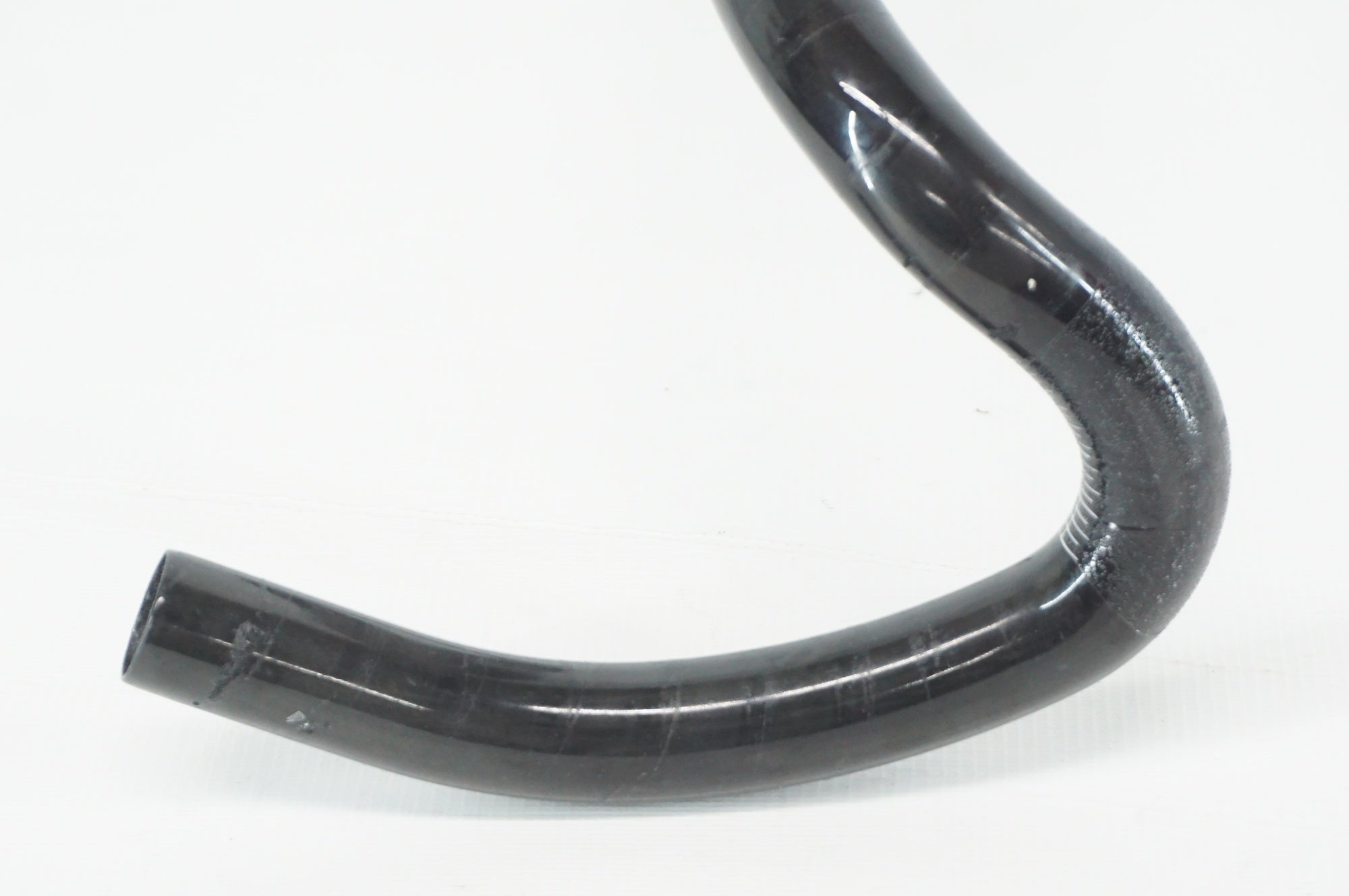 3T 「スリーティー」 ERGOSUM LTD Φ31.8 400mm ハンドル / 阪急塚口店