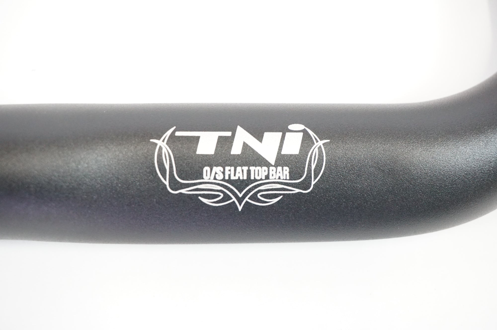 TNI 「ティーエヌアイ」 φ31.8 400mm ブルホーンハンドル / 宇都宮店