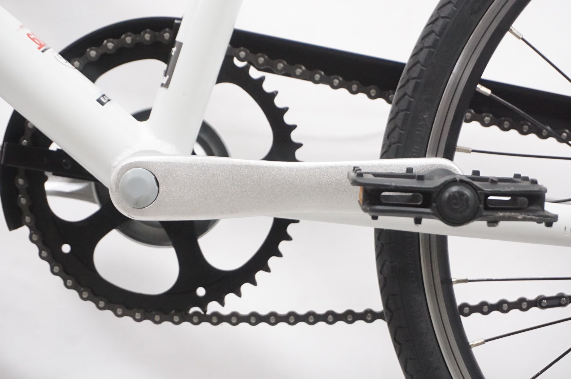 LOUIS GARNEAU 「ルイガノ」 EASEL SS 2023年モデル 20インチ ミニベロ / AKIBA店