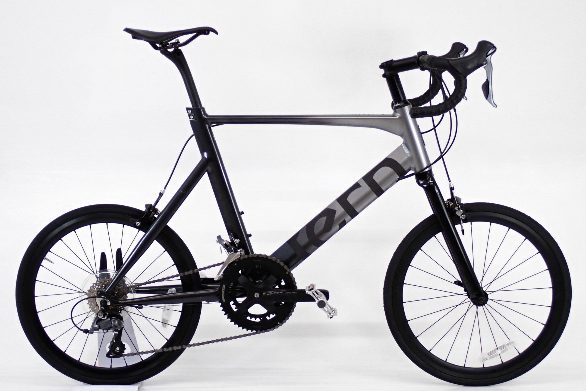 TERN 「ターン」 SURGE 2024年モデル 20インチ ミニベロ / 伊勢崎店