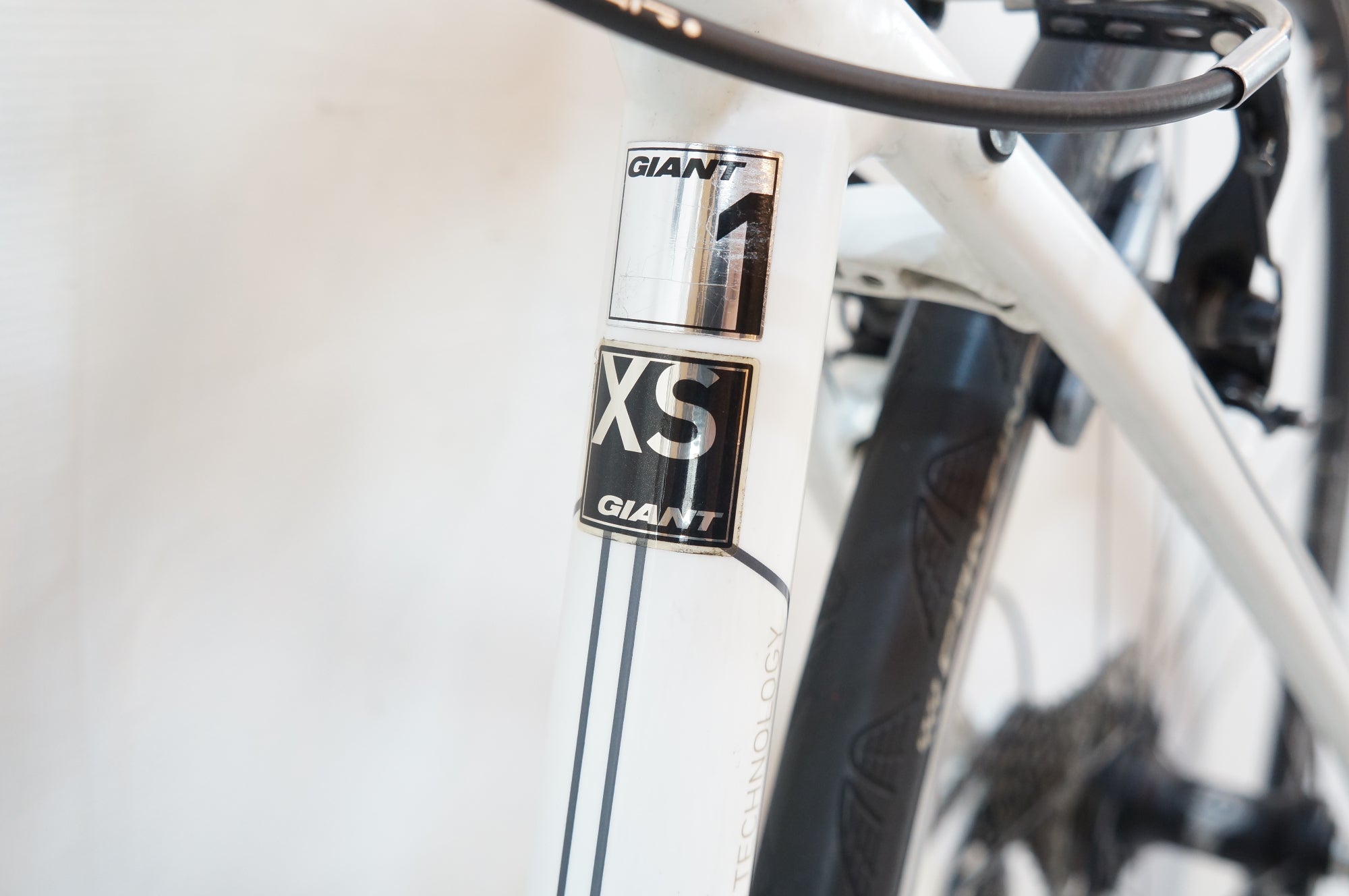 GIANT 「ジャイアント」 ESCAPE RX1 2015年モデル クロスバイク / バイチャリ浦和ベース