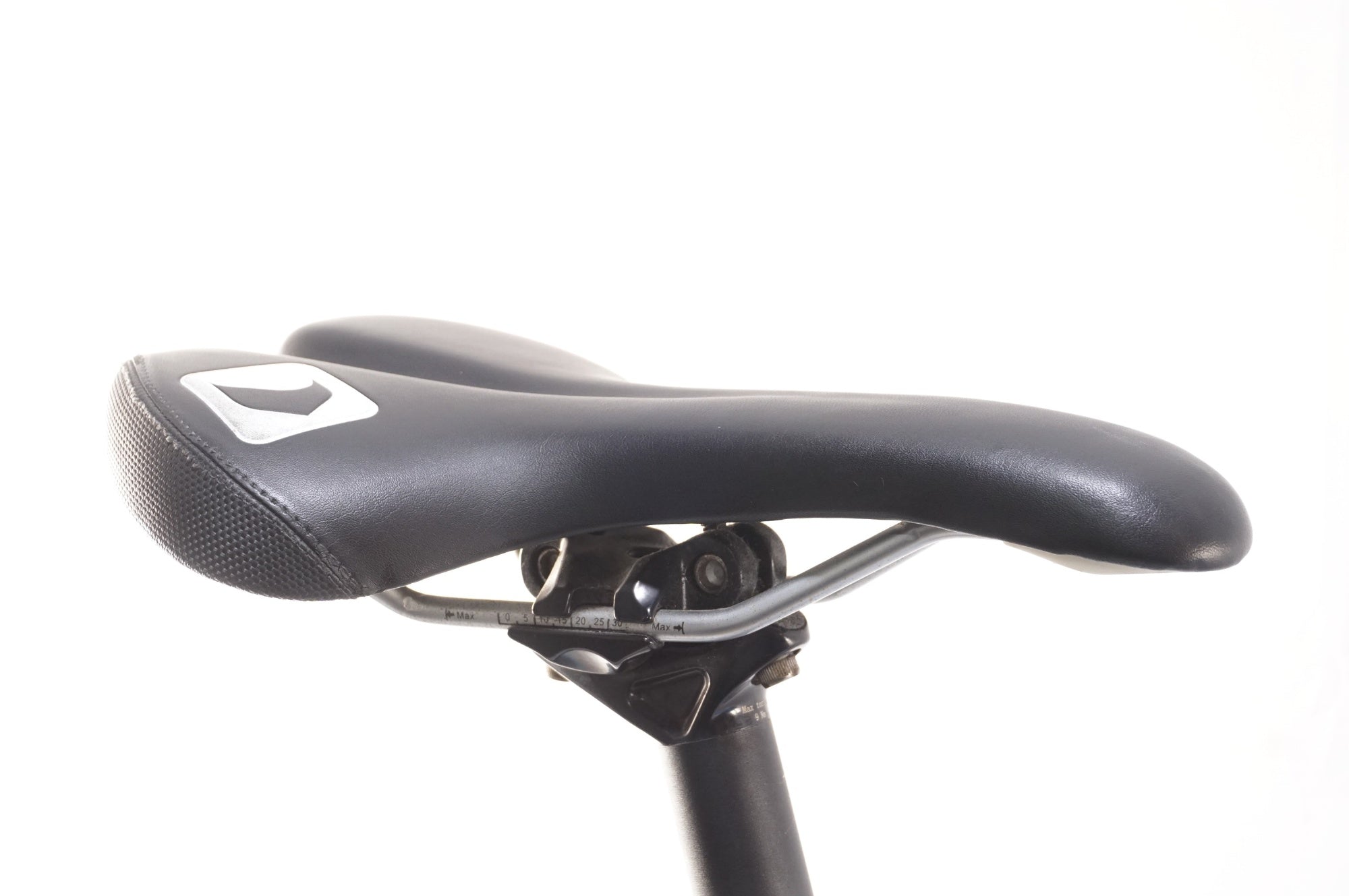 LOUIS GARNEAU 「ルイガノ」 LGS-CHASSE 2016年モデル クロスバイク / 中目黒店