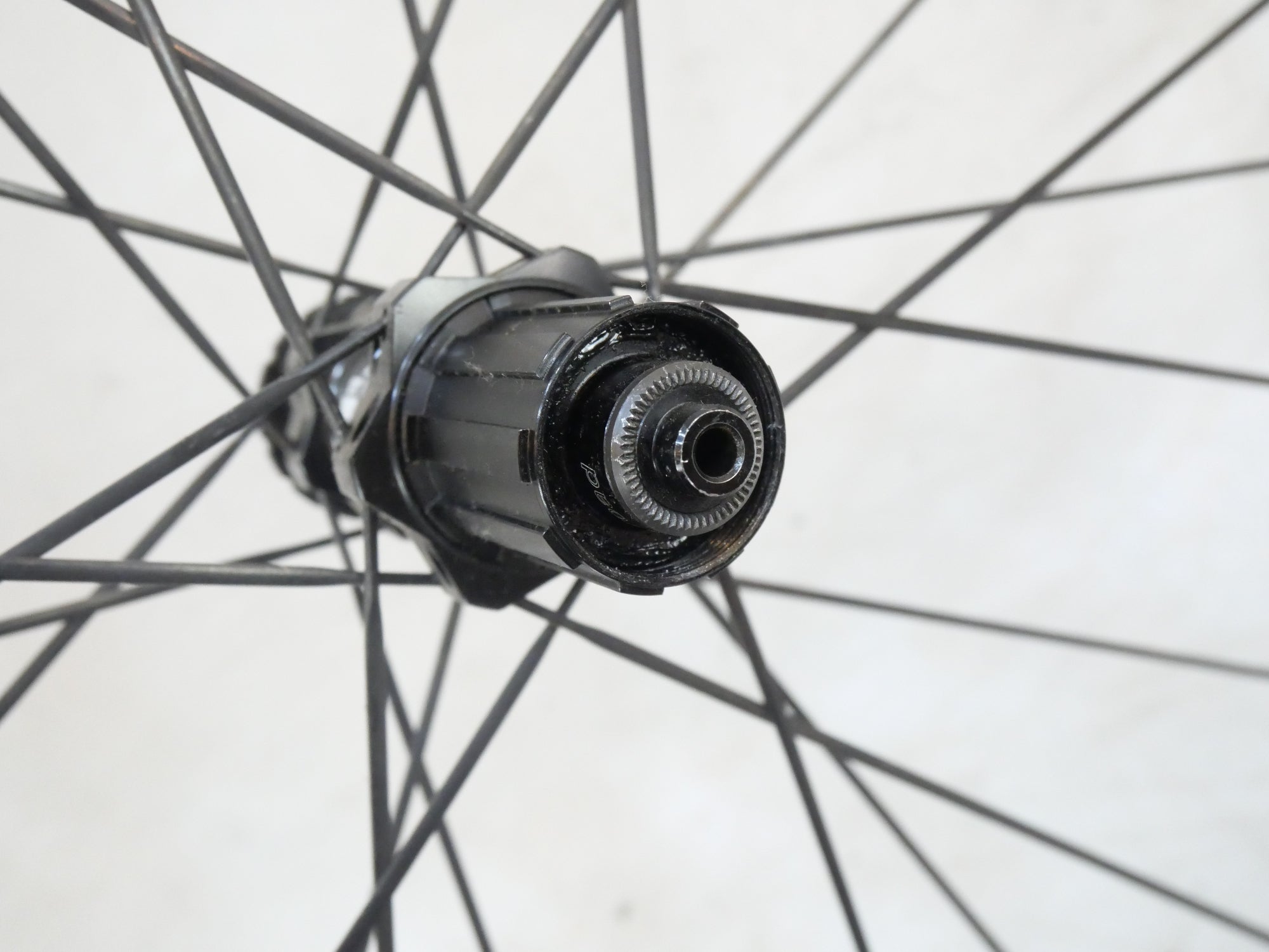 DT SWISS 「ディーティースイス」 R24 SPLINE DB シマノ11速 622×18C ホイールセット / バイチャリ浦和ベース