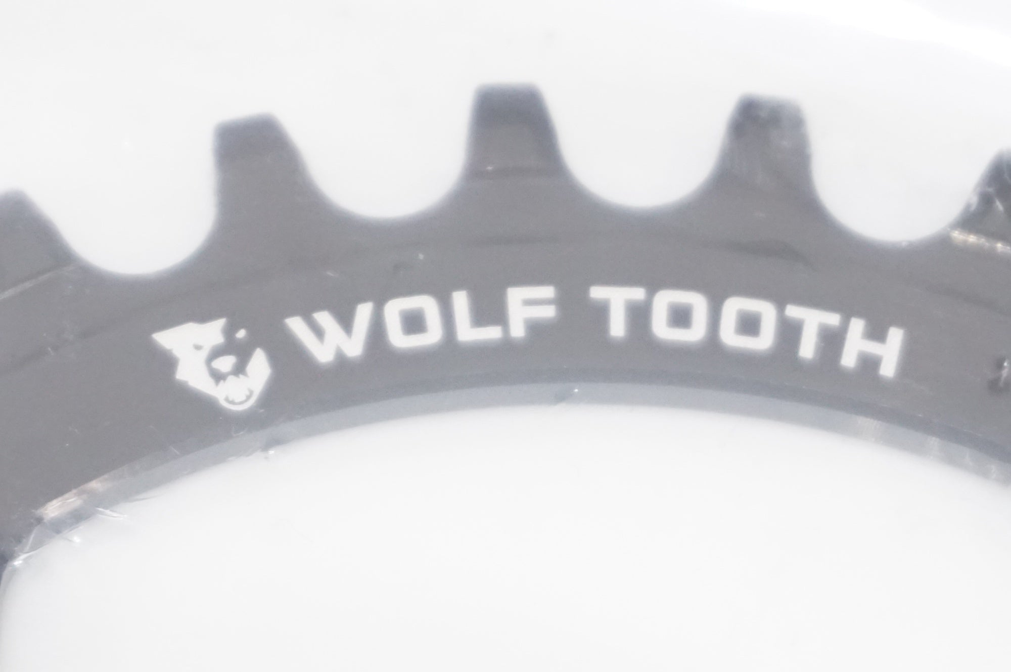 WOLFTOOTH 「ウルフトゥース」 DROP-STOP ST 32T チェーンリング / AKIBA店
