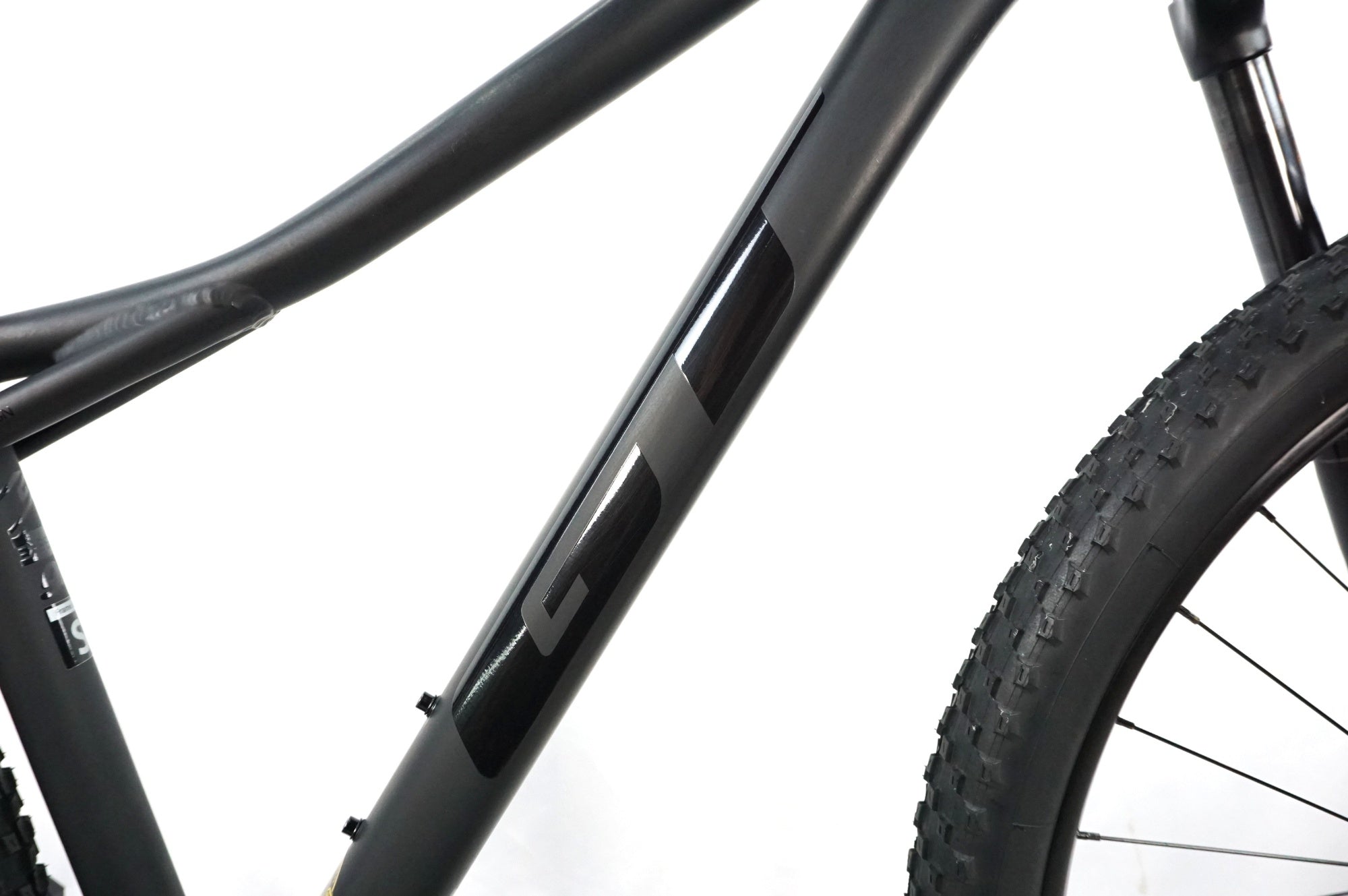 GT 「ジーティー」 AVALANCHE EXPERT 29er 2024年モデル マウンテンバイク / 川越店