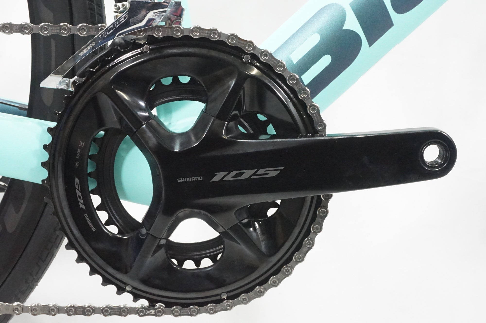 BIANCHI 「ビアンキ」 OLTRE RACE 2024年モデル ロードバイク / AKIBA店