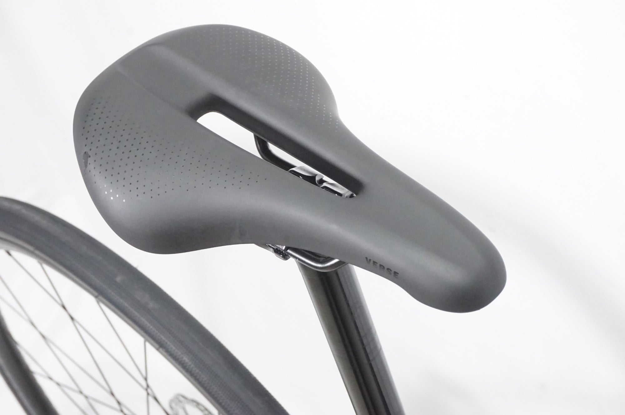 TREK 「トレック」 DOMANE AL2 GEN4 2023年モデル ロードバイク / AKIBA店