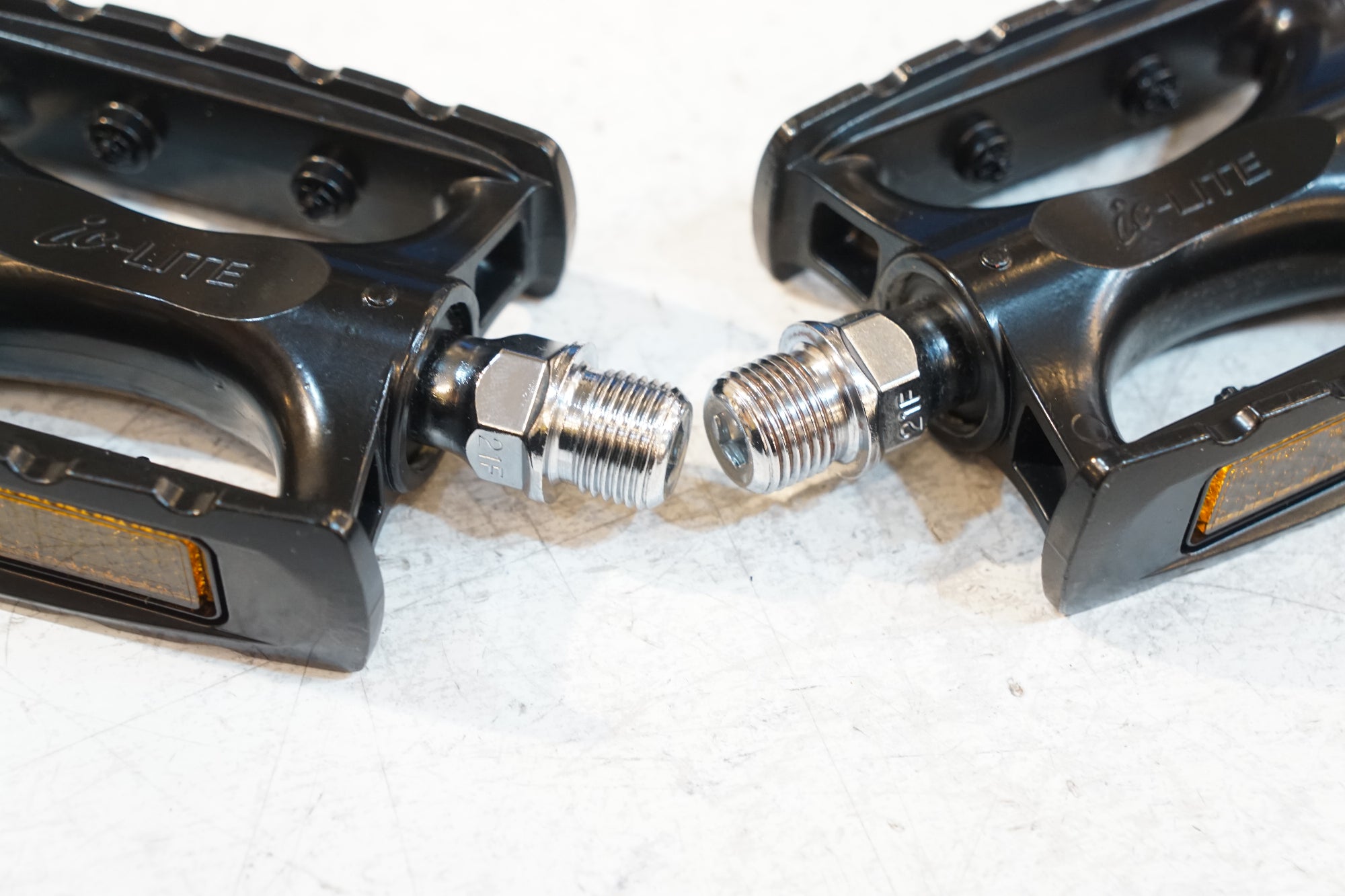 MKS 「ミカシマ」 IC-LITE ペダル / バイチャリ浦和ベース