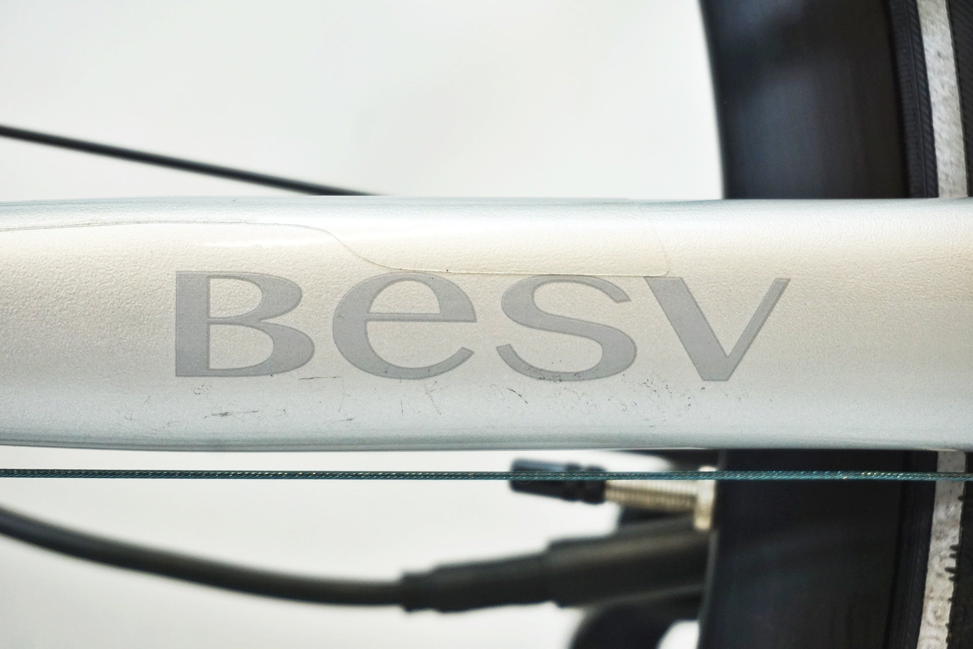 BESV 「ベスビー」 JF1 2022年モデル 電動アシスト自転車 / 有明ガーデン店