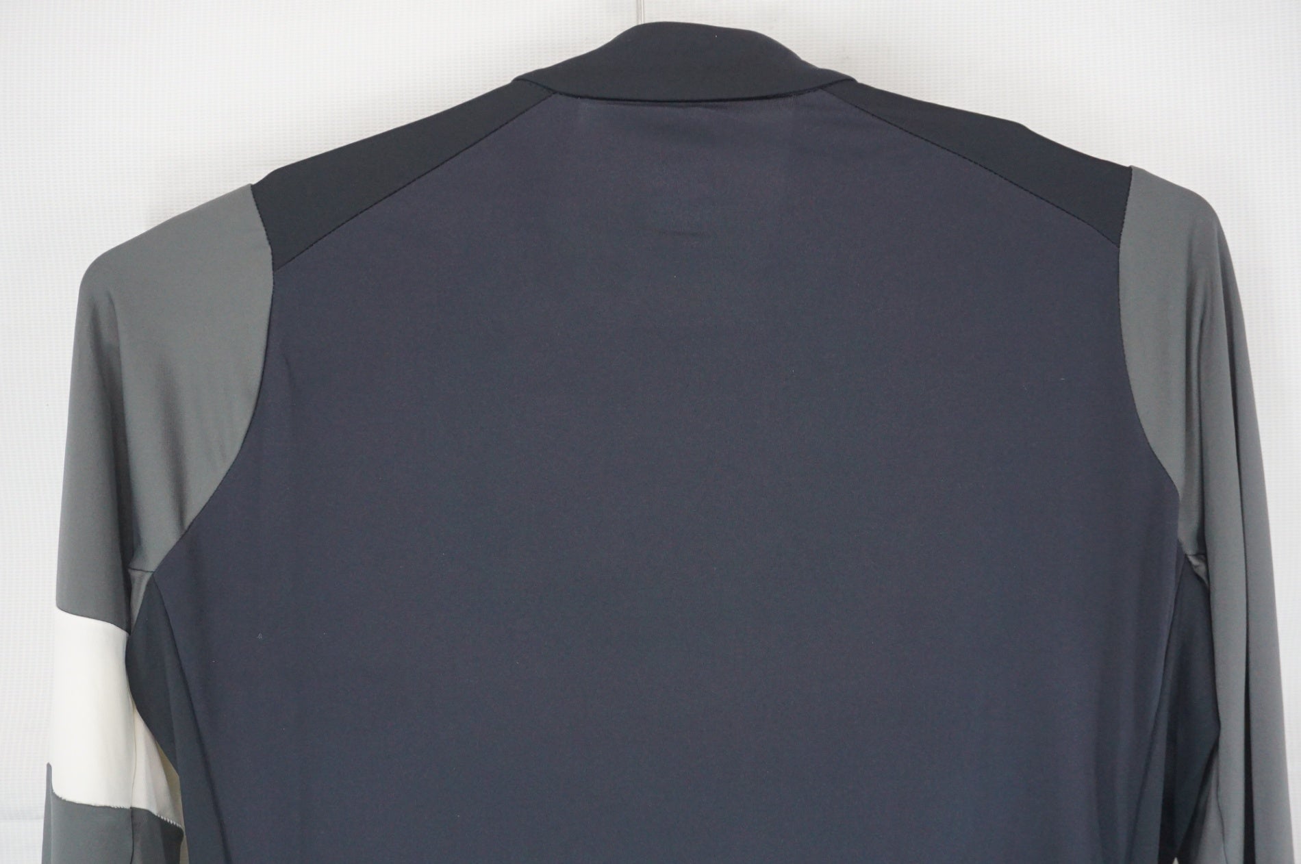 RAPHA 「ラファ」 PRO TEAM LONG SLEEVE TRAINING JERSEY Sサイズ ジャージ / 阪急塚口店