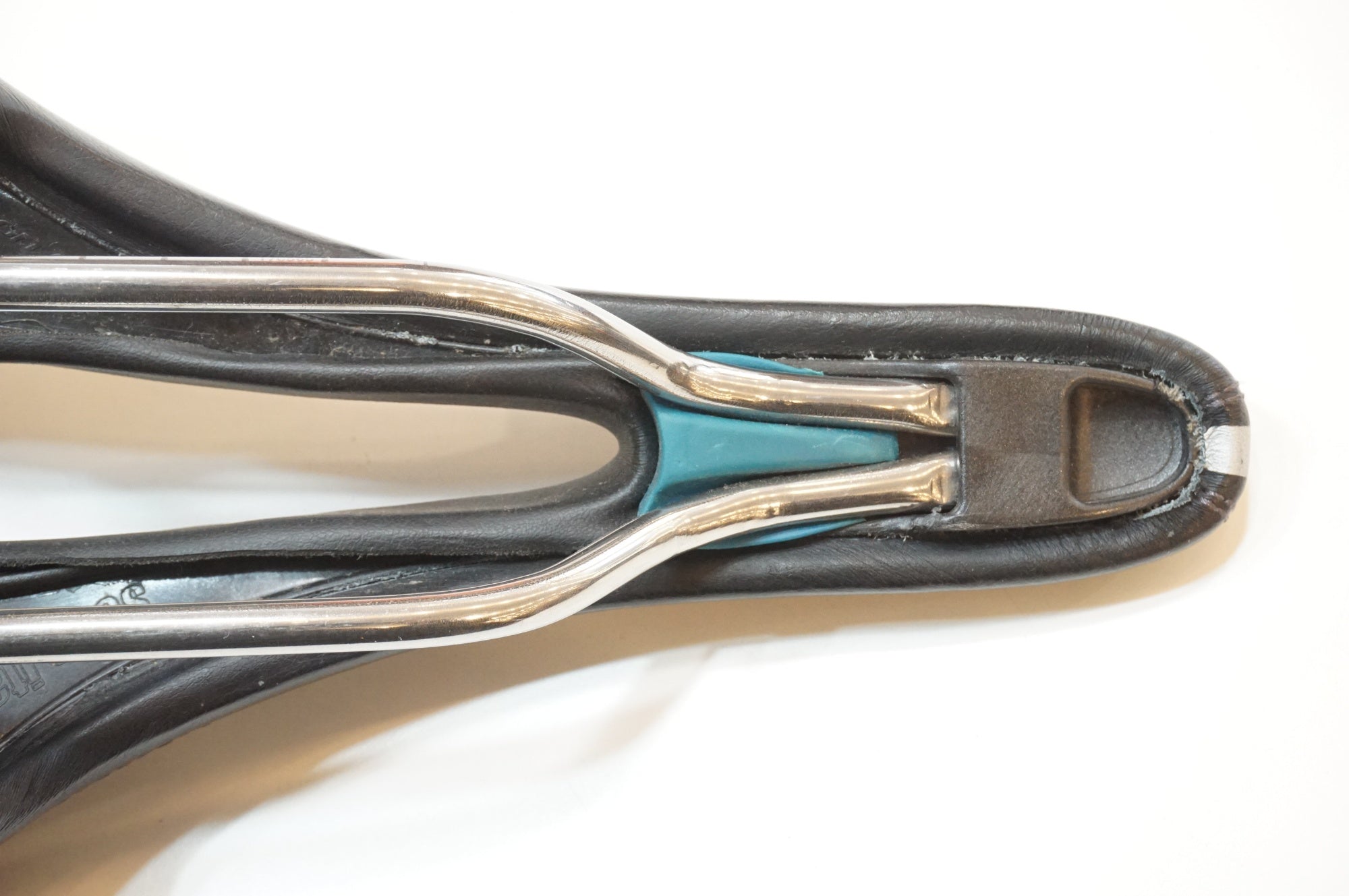 SELLE ITALIA 「セライタリア」 MAX SLR TI316 GEL FLOW サドル / 浦和ベース