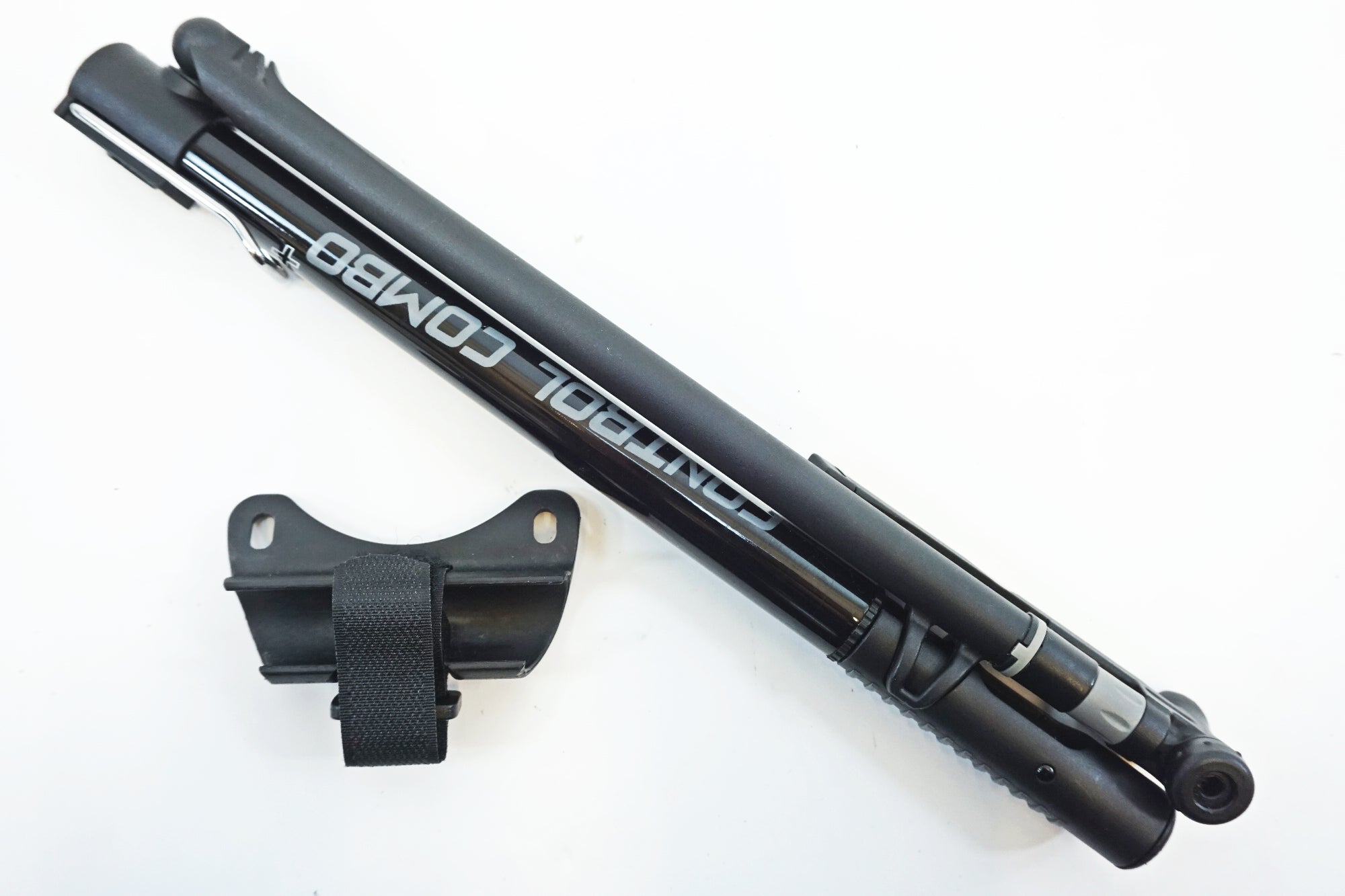 GIANT 「ジャイアント」 CONTROL COMBO+ 携帯ポンプ / 有明ガーデン店