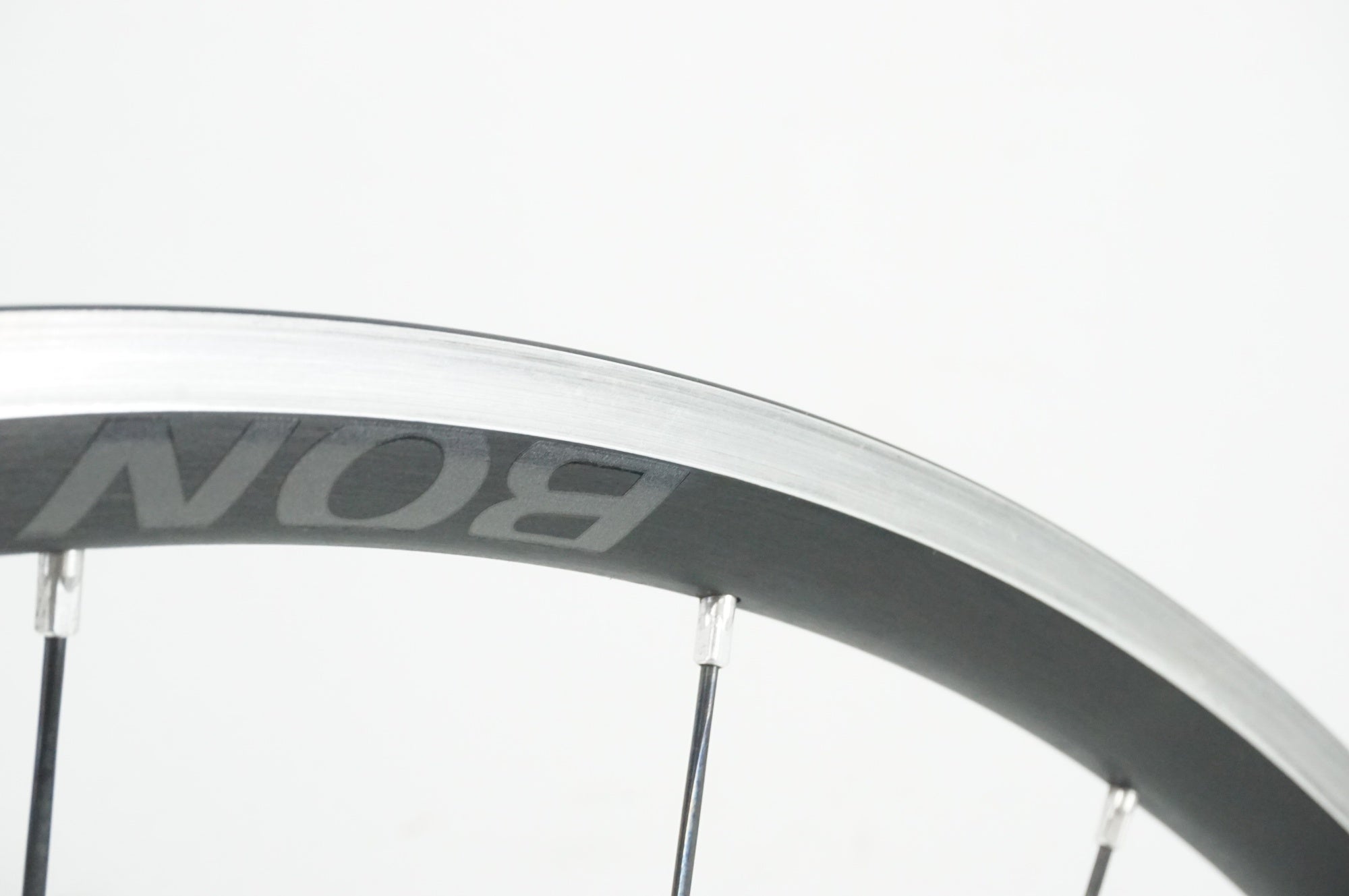 BONTRAGER 「ボントレガー」 PARADIGM COMP TLR シマノ11速 リアホイール / 大宮店