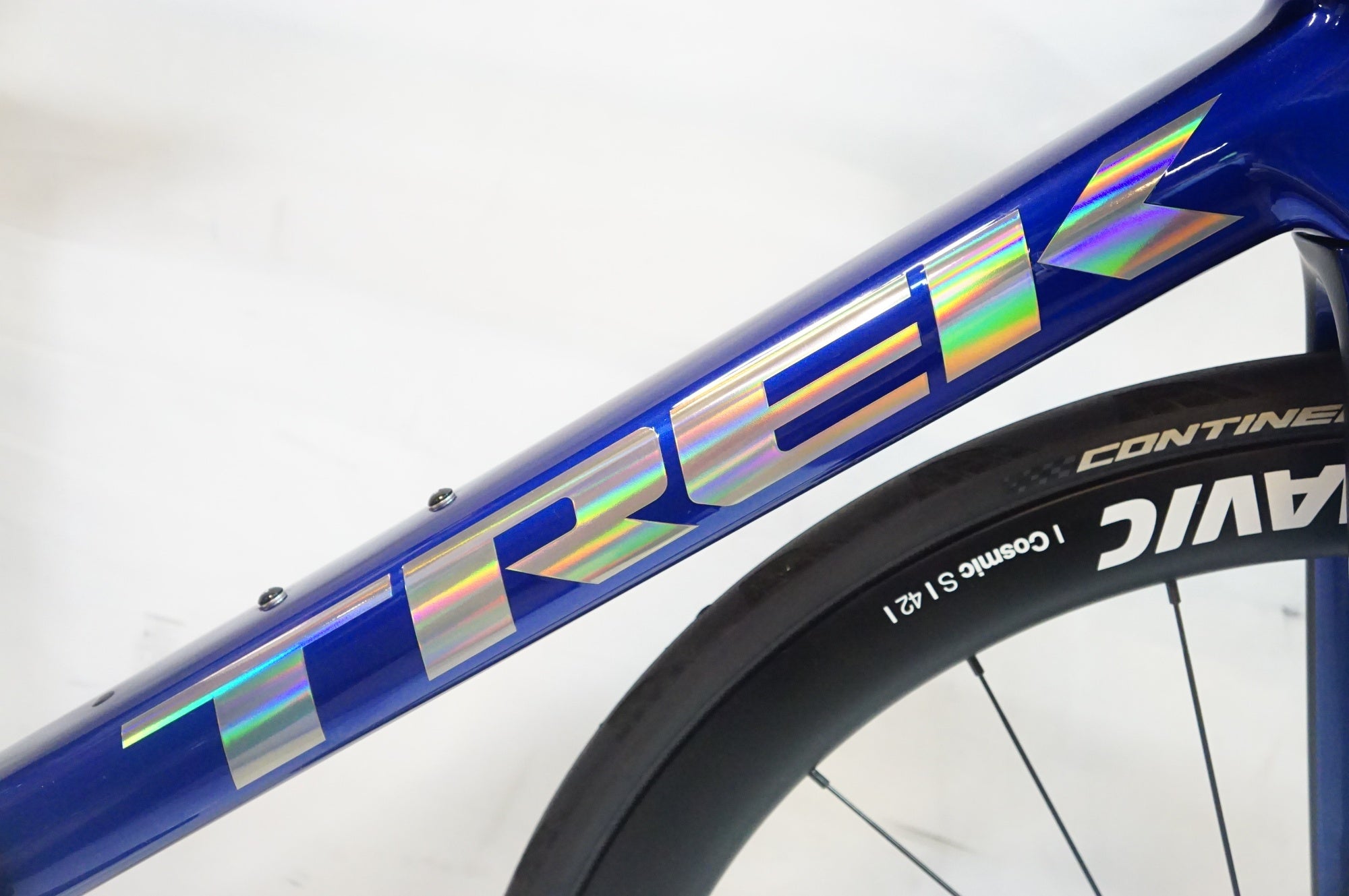 TREK 「トレック」 MADONE SL 5 (GEN 8) 2025年モデル ロードバイク / 熊谷本店