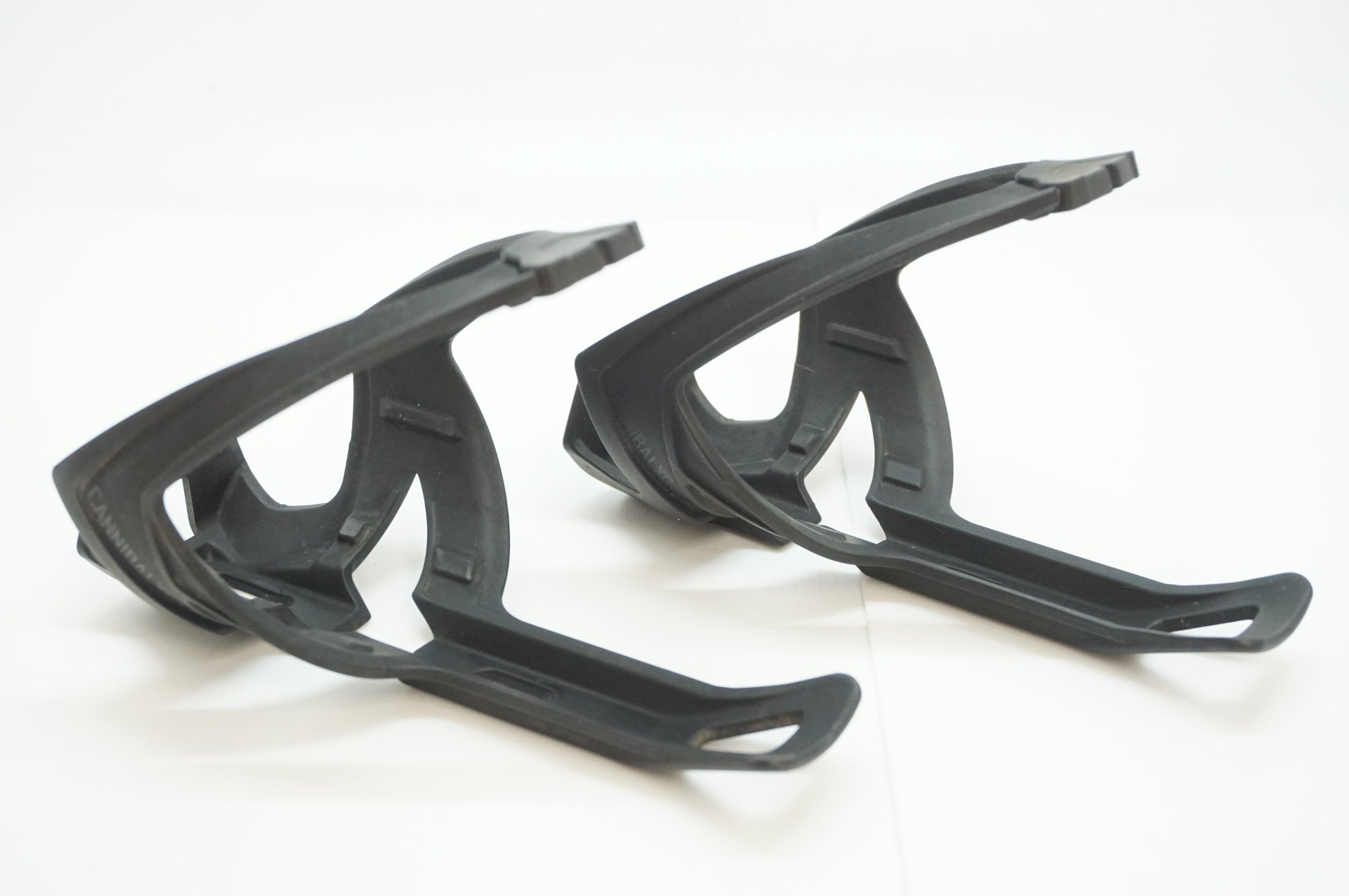 ELITE 「エリート」 CANNIBAL XC ボトルケージセット / 福岡店