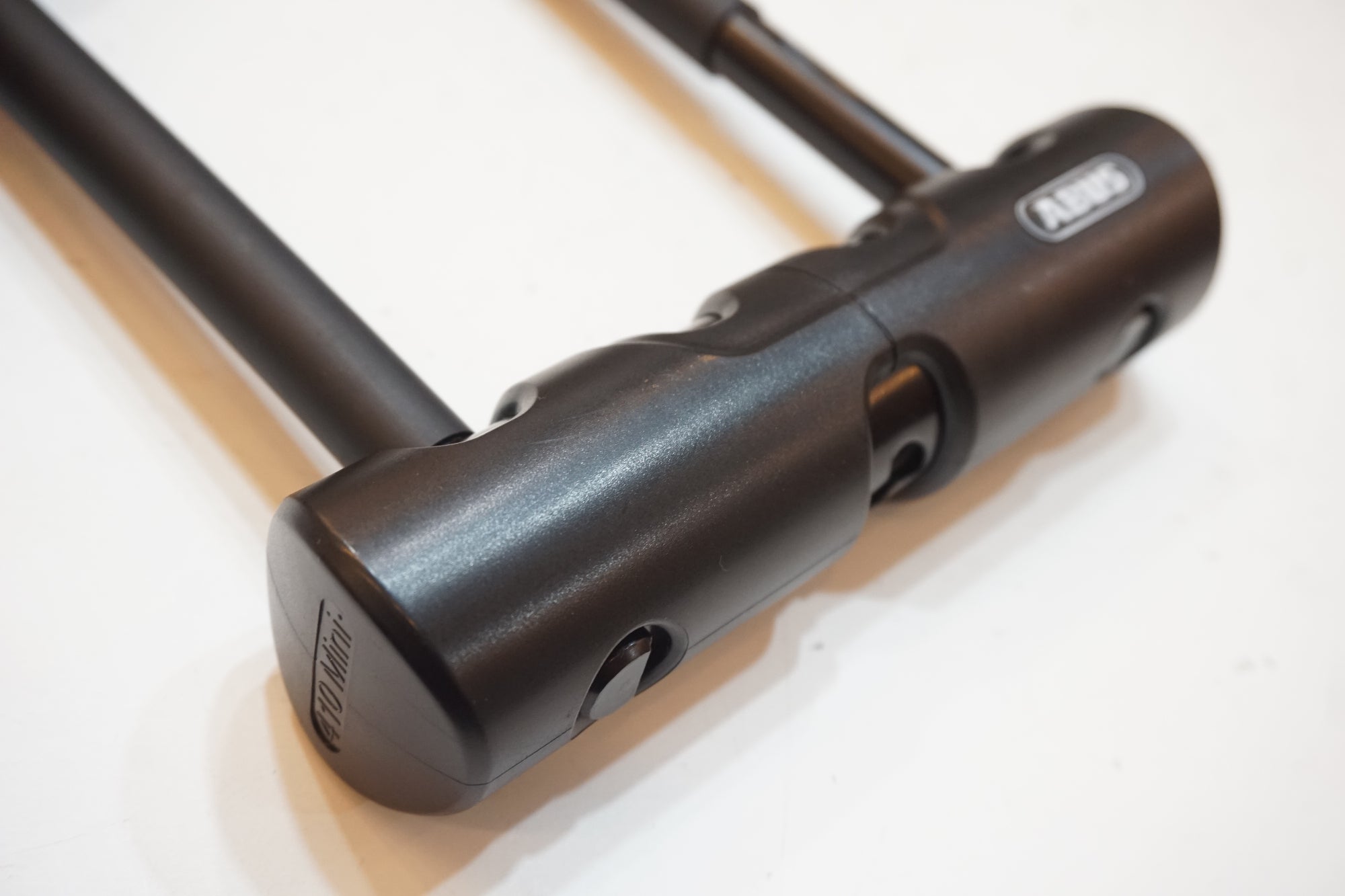 ABUS 「アバス」 U字ロック / バイチャリ浦和ベース