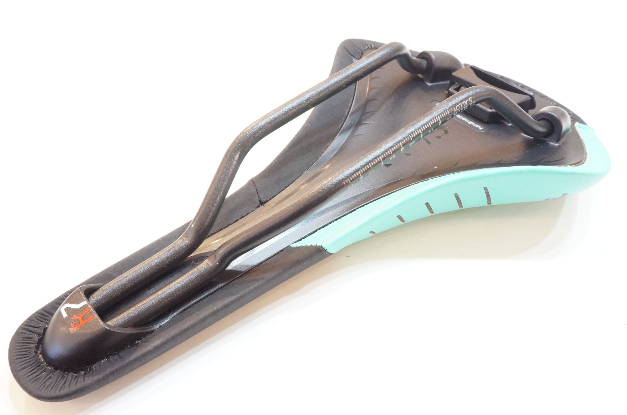FIZIK 「フィジーク」 ANTARES R7 サドル / バイチャリ浦和ベース