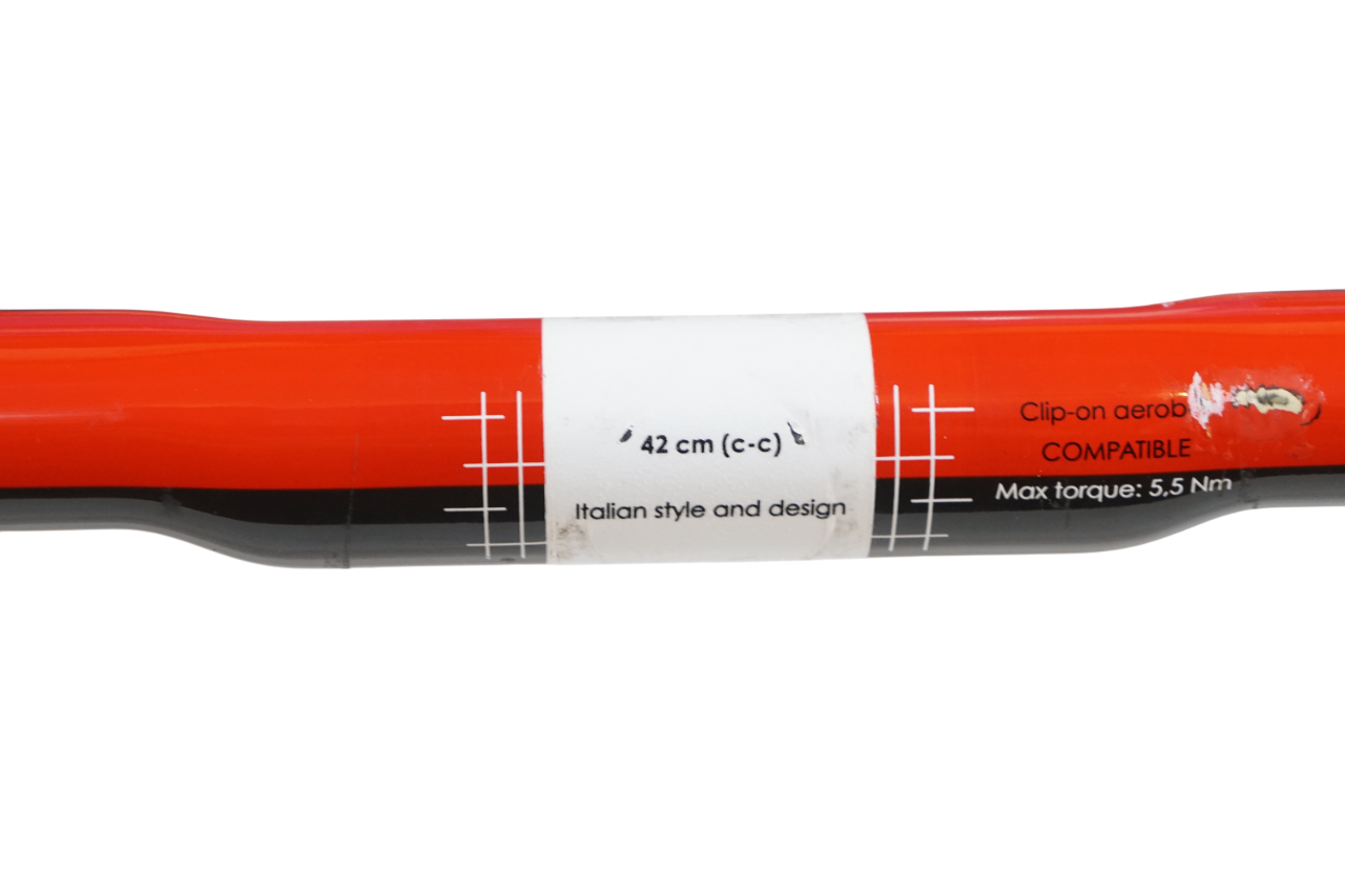 3T 「スリーティー」 ERGONOVA TEAM φ31.8 420mm ハンドル / バイチャリ浦和ベース