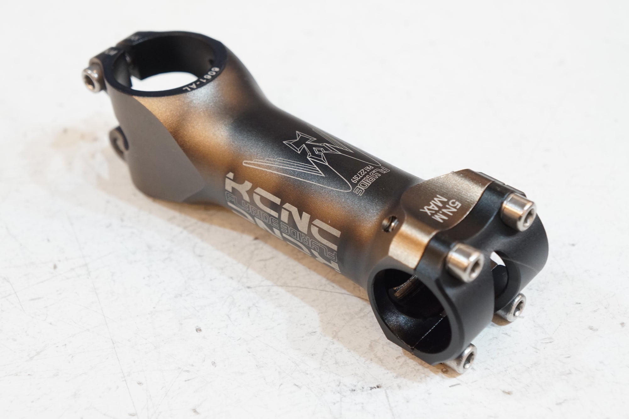 KCNC 「ケーシーエヌシー」 FRYRIDE φ25.4 100mm ステム / バイチャリ浦和ベース